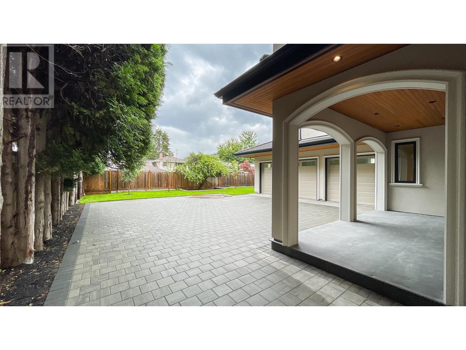 Listing Picture 26 of 30 : 8211 MOWBRAY ROAD, Richmond / 烈治文 - 魯藝地產 Yvonne Lu Group - MLS Medallion Club Member