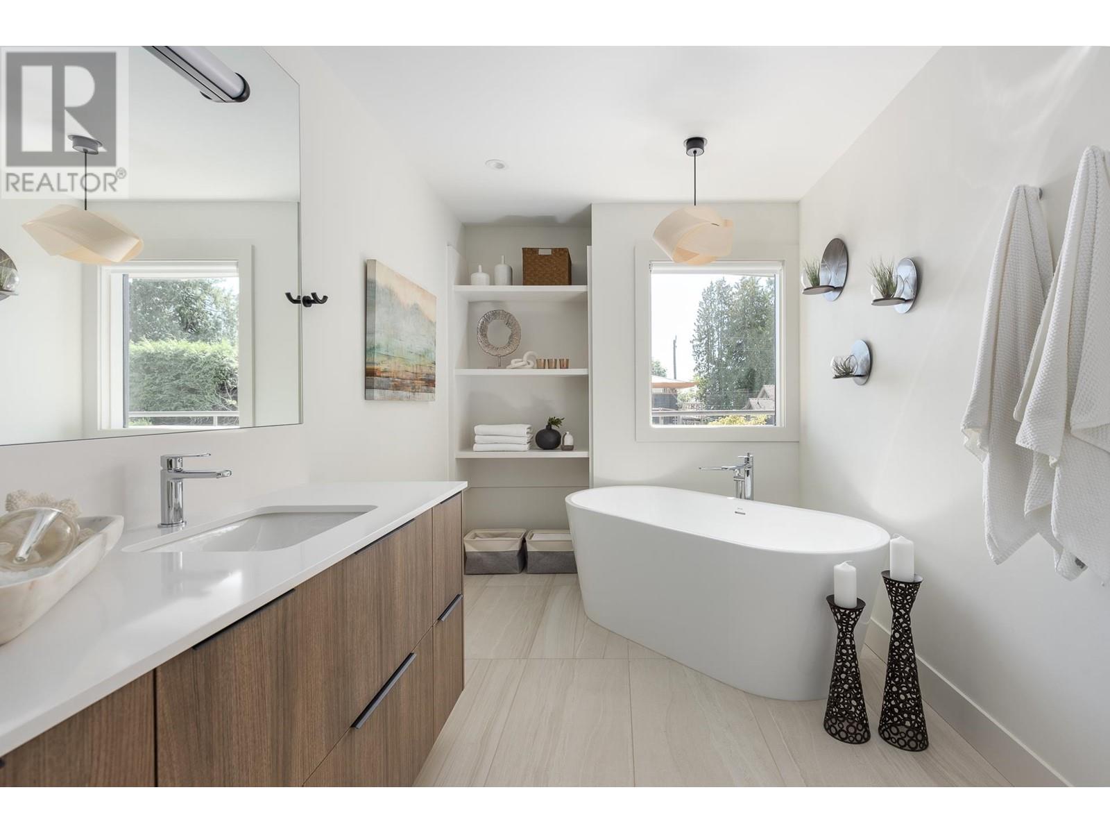 2526 Marine Drive, West Vancouver, British Columbia  V7V 1L4 - Photo 16 - R2958845