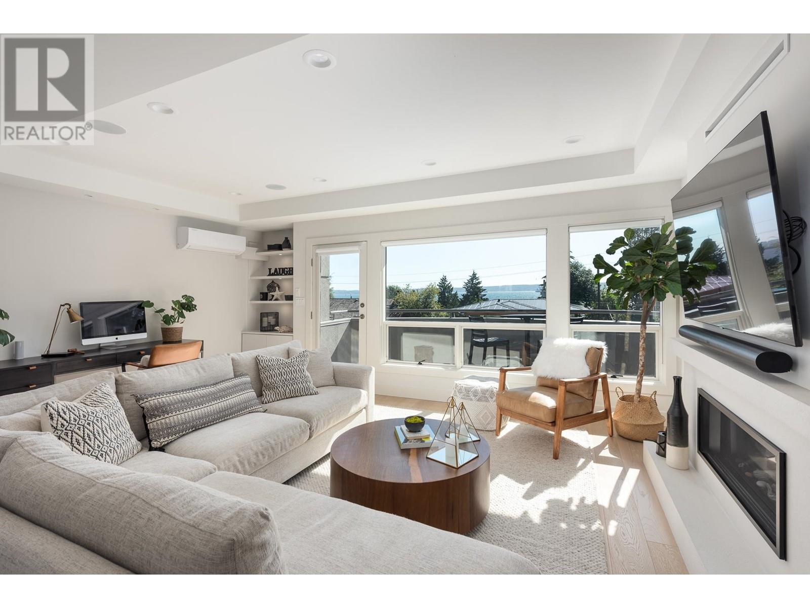2526 Marine Drive, West Vancouver, British Columbia  V7V 1L4 - Photo 8 - R2958845
