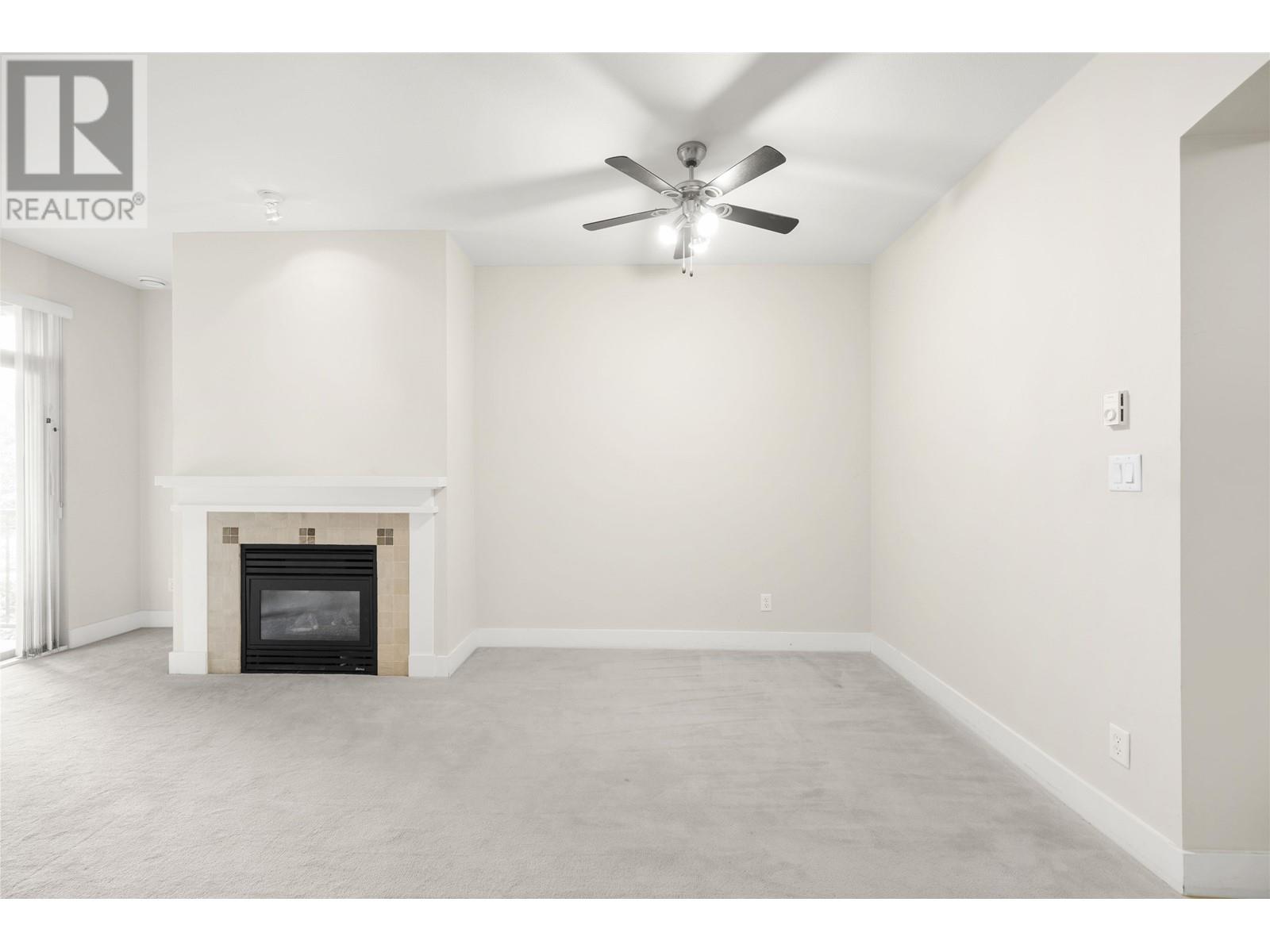 Listing Picture 10 of 31 : 322 2280 WESBROOK MALL, Vancouver / 溫哥華 - 魯藝地產 Yvonne Lu Group - MLS Medallion Club Member