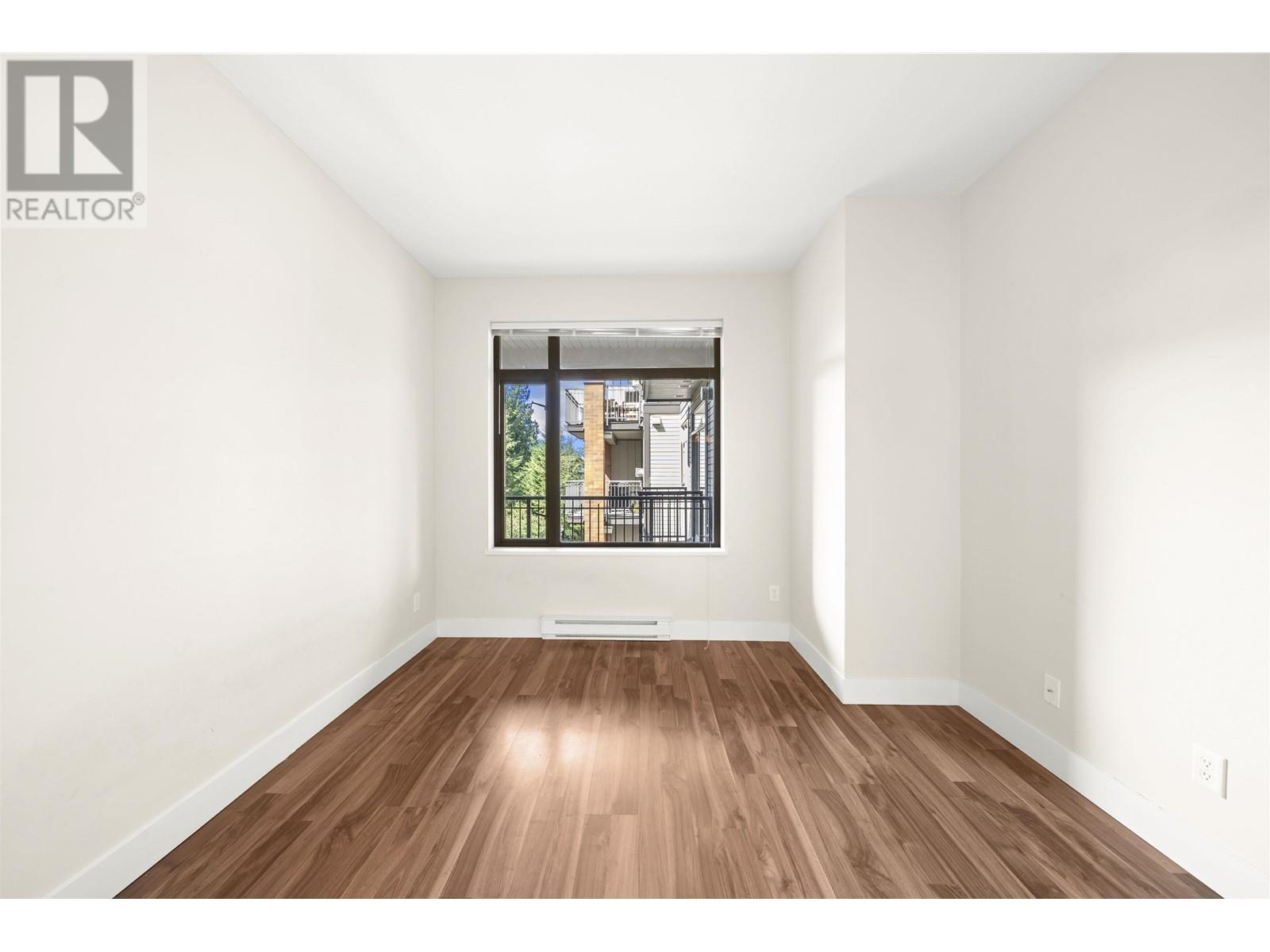 Listing Picture 16 of 31 : 322 2280 WESBROOK MALL, Vancouver / 溫哥華 - 魯藝地產 Yvonne Lu Group - MLS Medallion Club Member