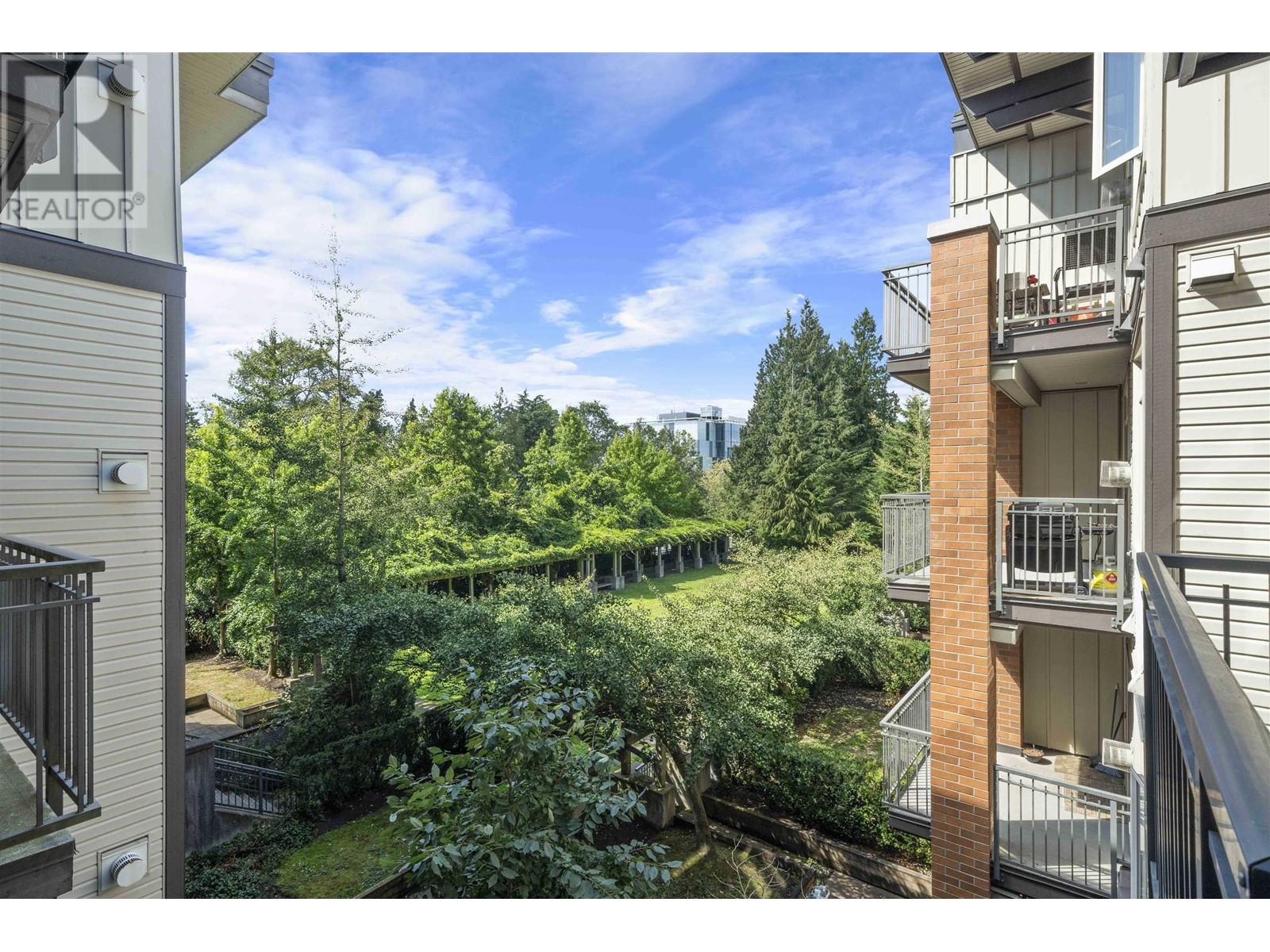 Listing Picture 23 of 31 : 322 2280 WESBROOK MALL, Vancouver / 溫哥華 - 魯藝地產 Yvonne Lu Group - MLS Medallion Club Member