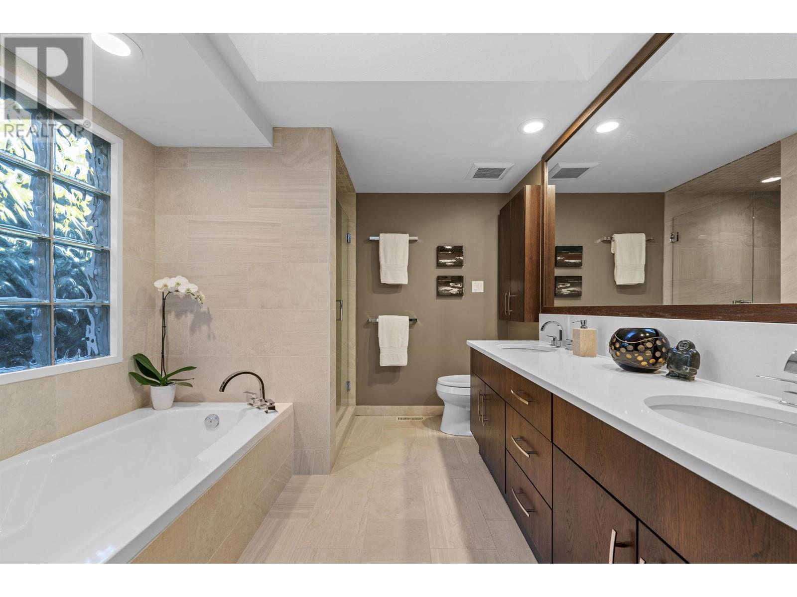 4780 Headland Court, West Vancouver, British Columbia V7W 3A5 - Photo 15 - R2958849