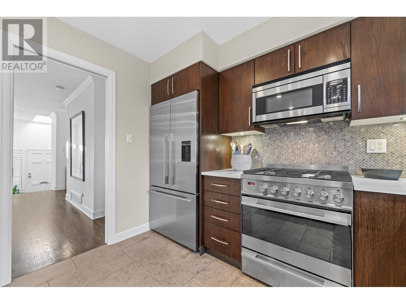 4780 Headland Court, West Vancouver, British Columbia V7W 3A5 - Photo 5 - R2958849