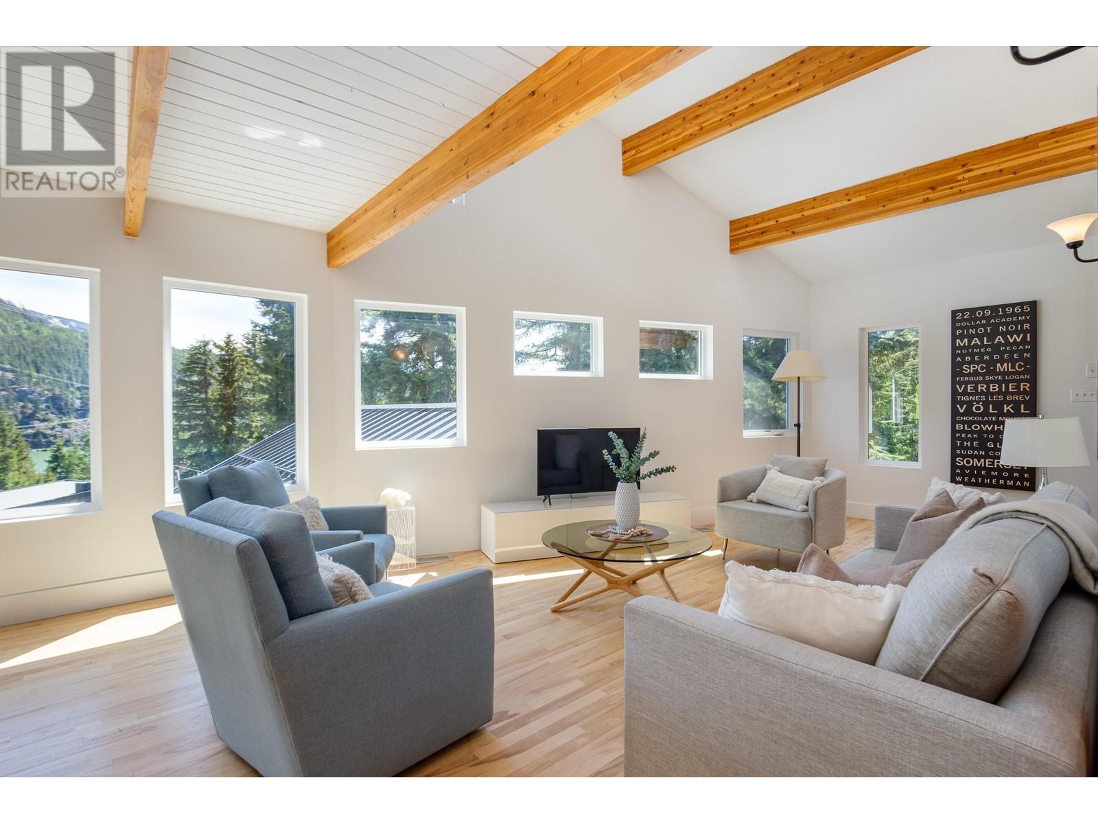 Property at 9144 EMERALD DRIVE image 4