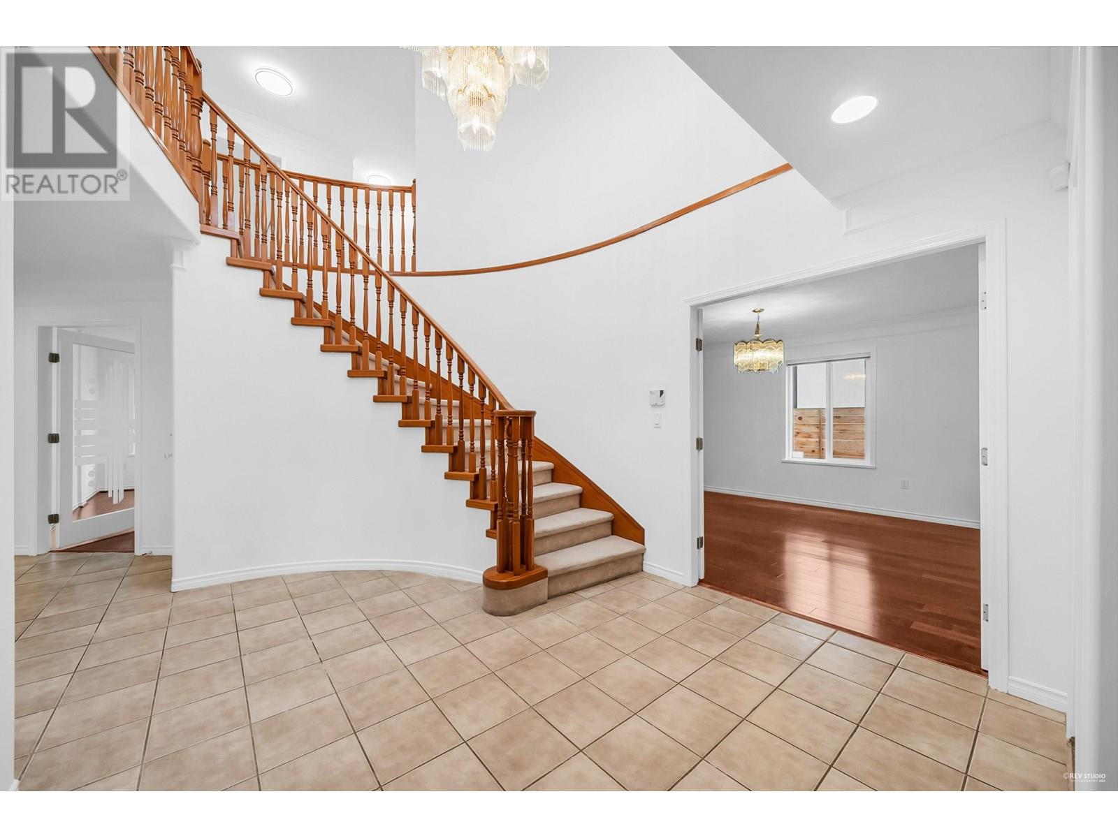 1188 Wellington Drive, North Vancouver, British Columbia  V7K 1L2 - Photo 3 - R2958179