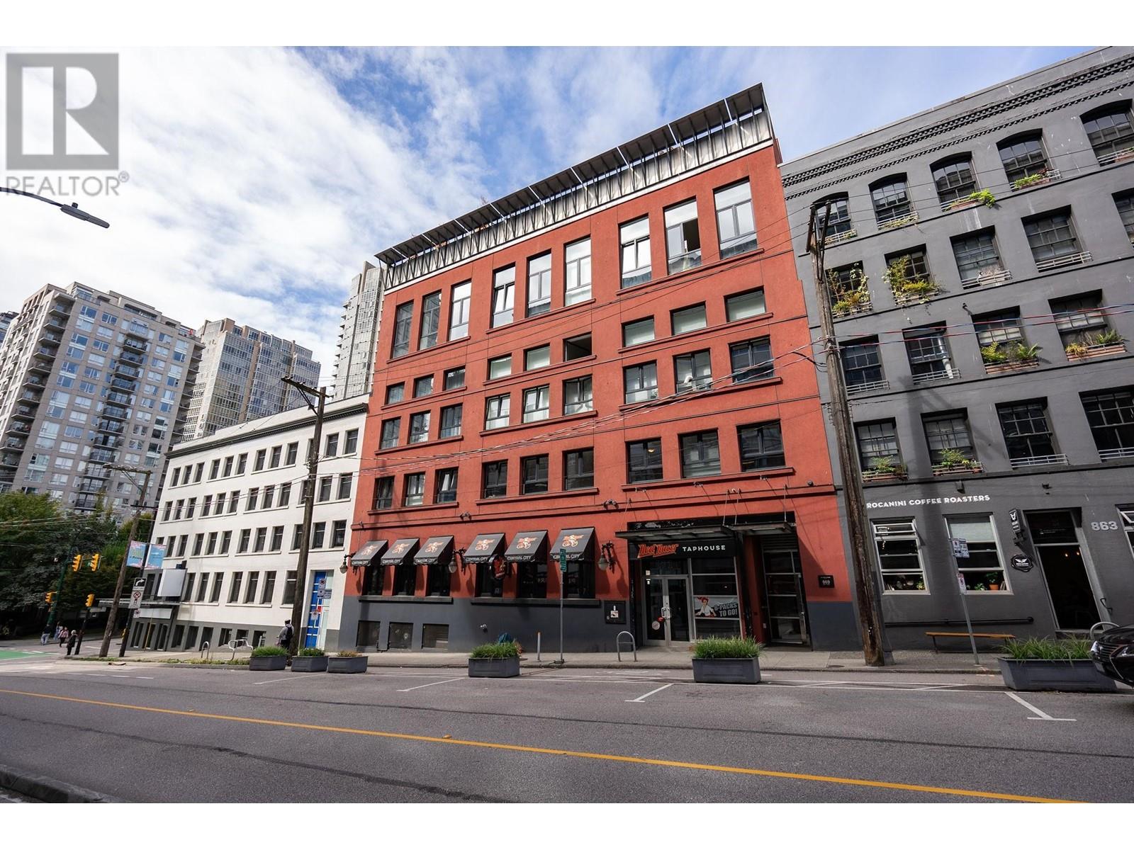 201 869 BEATTY STREET, vancouver, British Columbia