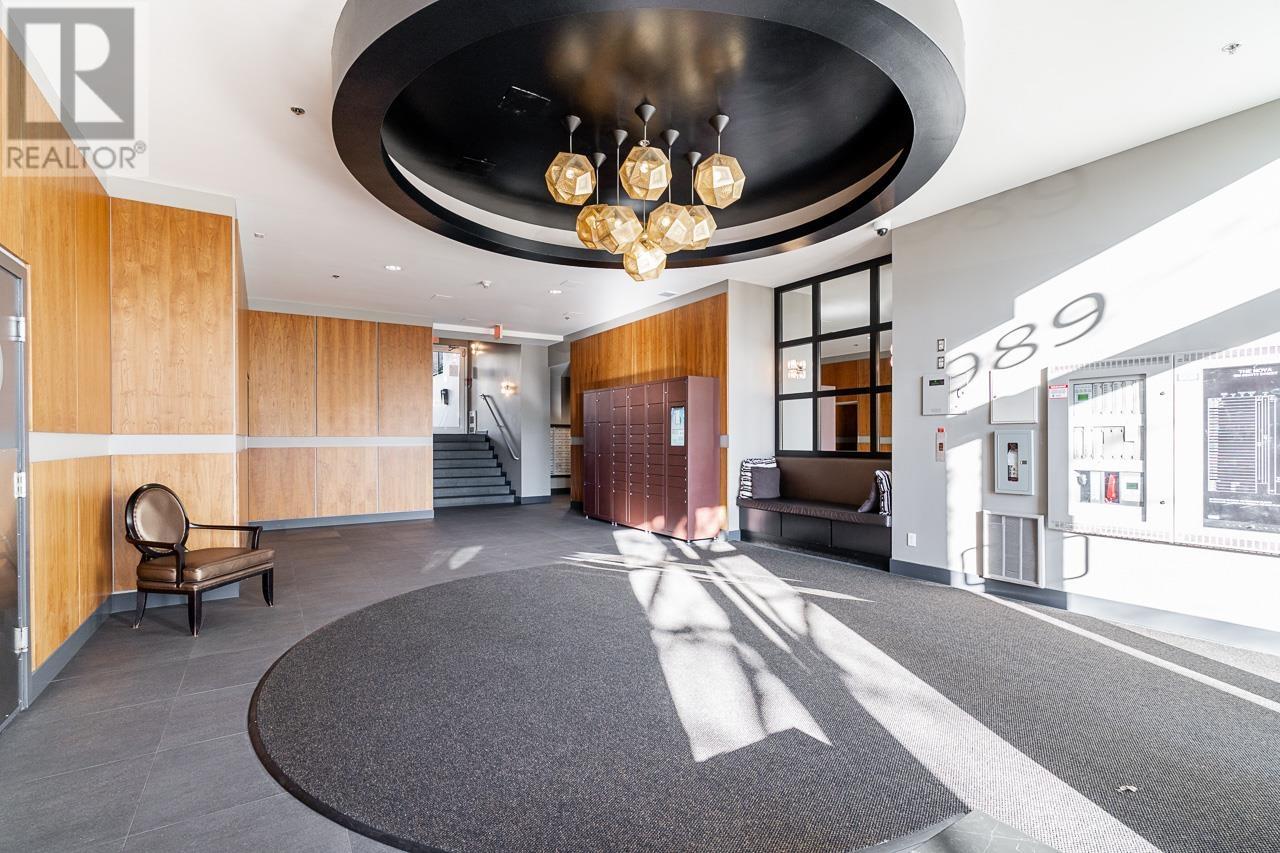 Listing Picture 18 of 30 : 704 989 BEATTY STREET, Vancouver / 溫哥華 - 魯藝地產 Yvonne Lu Group - MLS Medallion Club Member