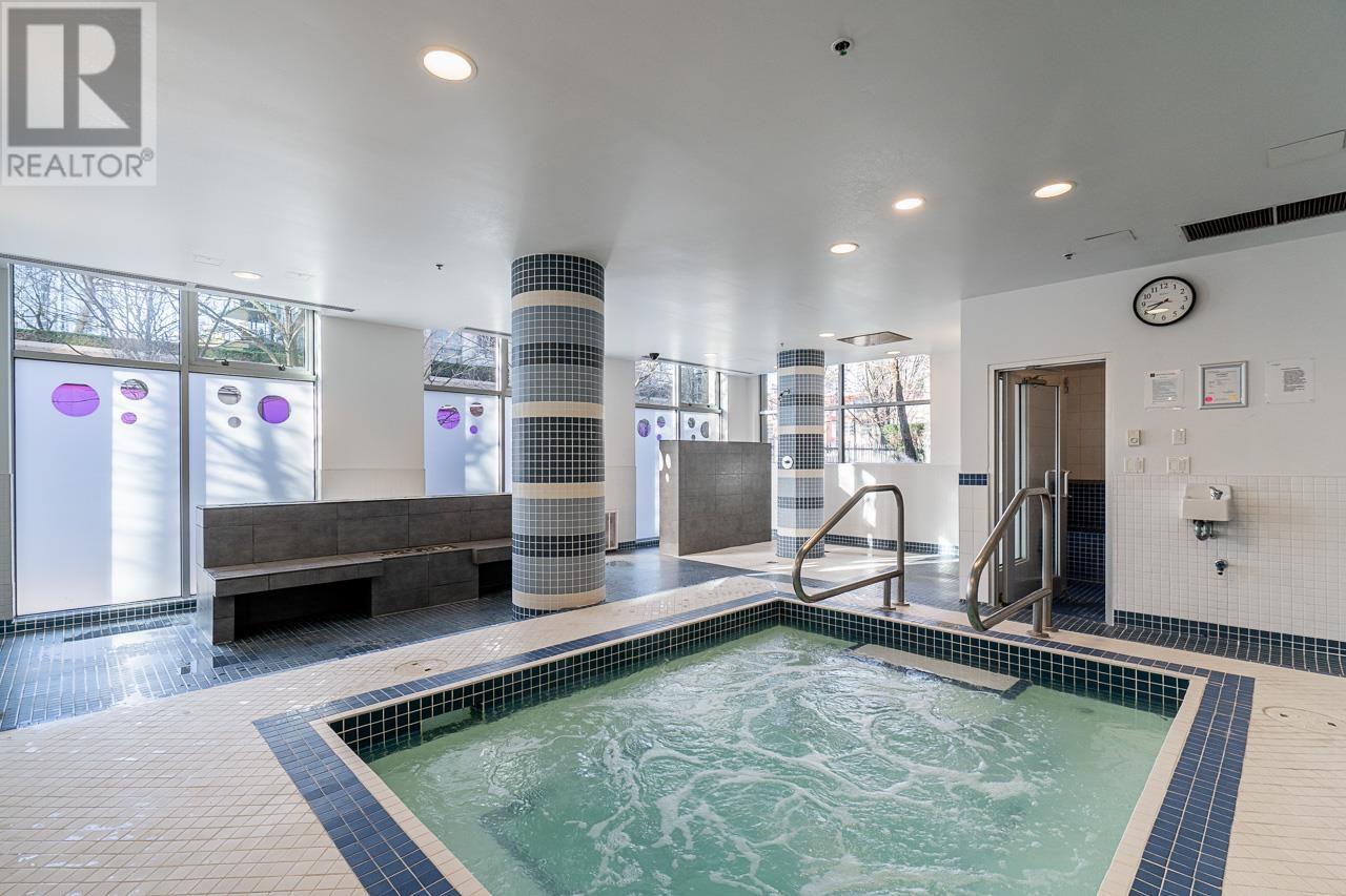 Listing Picture 24 of 30 : 704 989 BEATTY STREET, Vancouver / 溫哥華 - 魯藝地產 Yvonne Lu Group - MLS Medallion Club Member