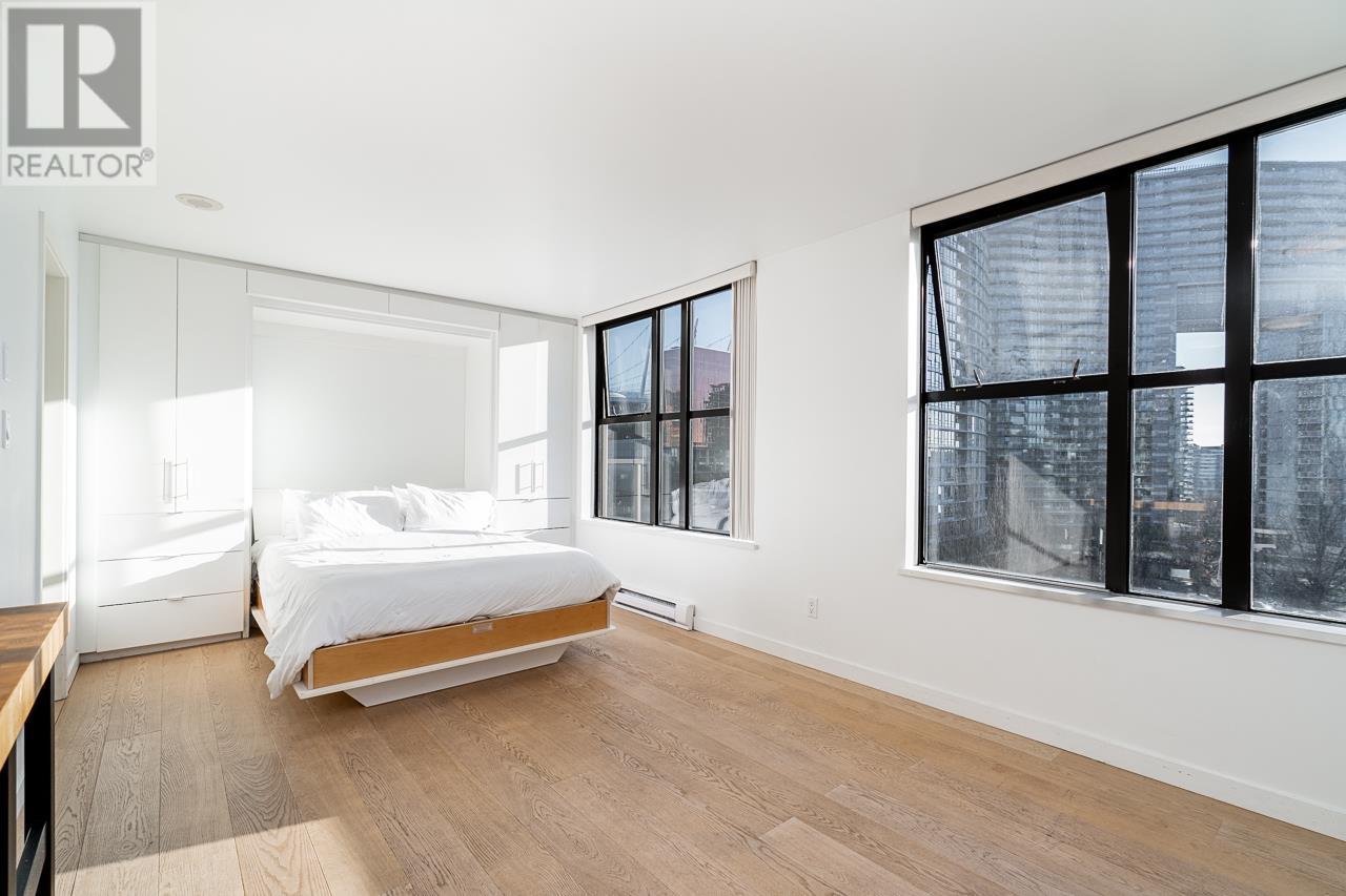 Listing Picture 6 of 30 : 704 989 BEATTY STREET, Vancouver / 溫哥華 - 魯藝地產 Yvonne Lu Group - MLS Medallion Club Member