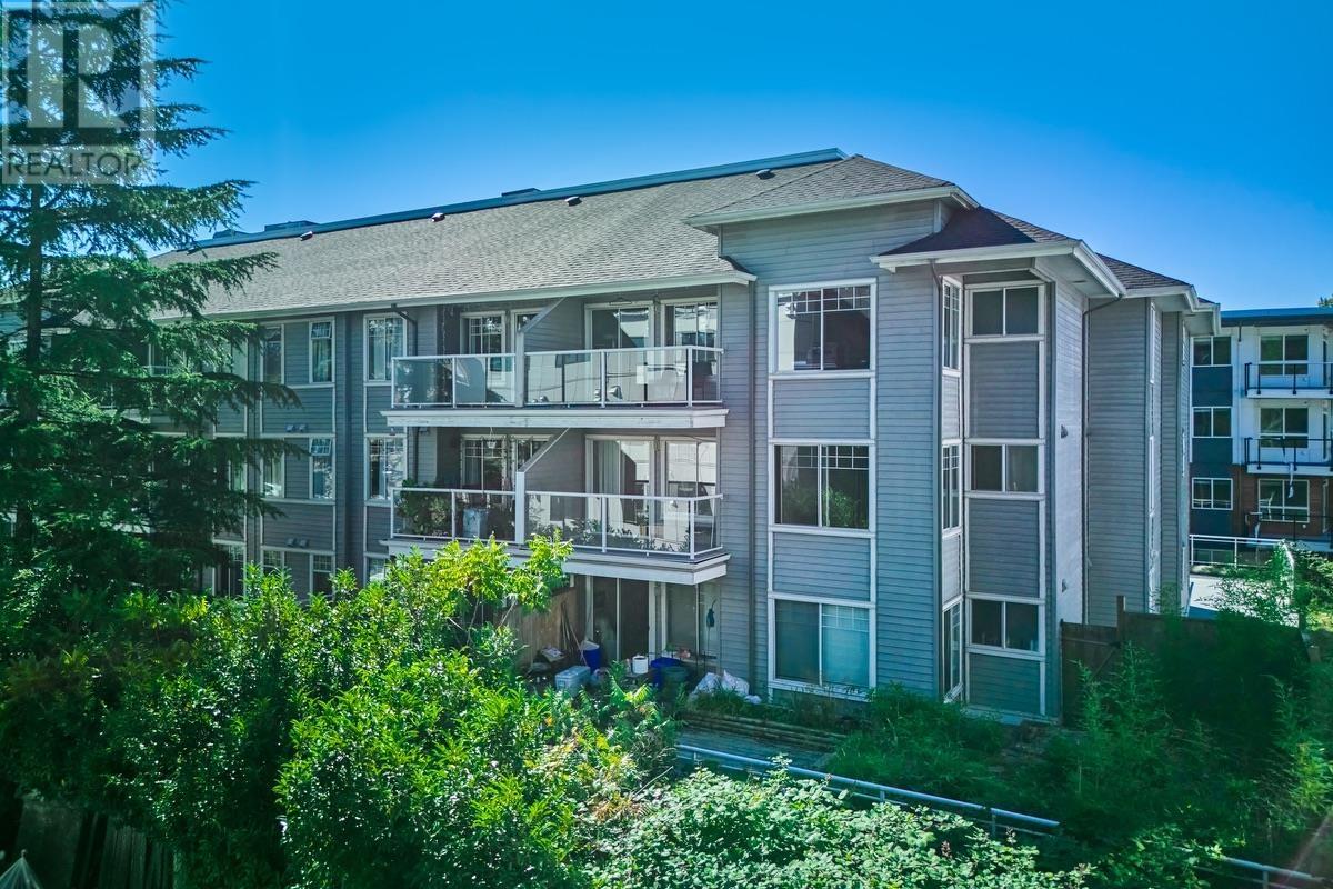 410 11671 Fraser Street, Maple Ridge, British Columbia  V2X 6C4 - Photo 2 - R2958949