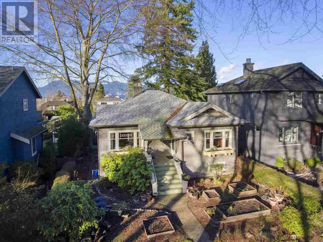 4247 W 13th Avenue, Vancouver, British Columbia  V6R 2T7 - Photo 1 - R2958893