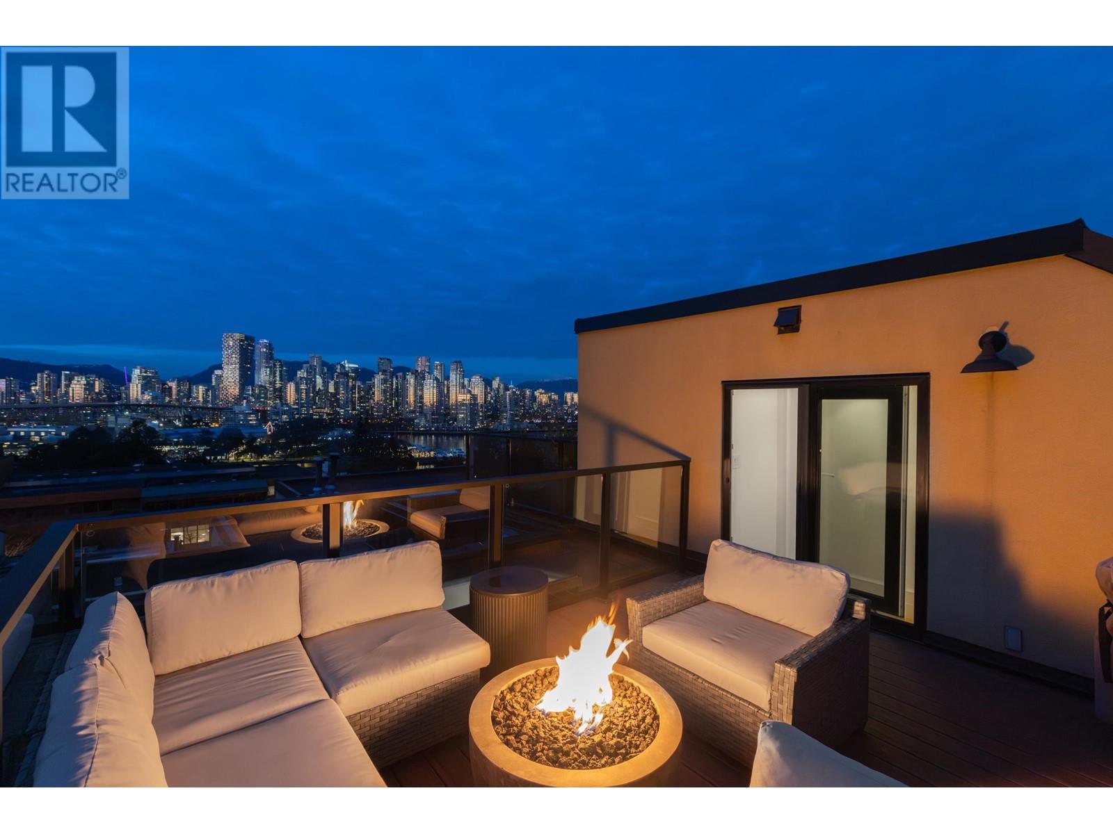 Ph 304 1275 W 7th Avenue, Vancouver, British Columbia  V6H 1B7 - Photo 2 - R2958964