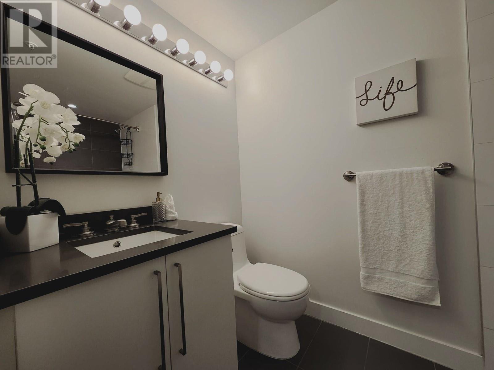 Listing Picture 14 of 21 : 372 250 E 6TH AVENUE, Vancouver / 溫哥華 - 魯藝地產 Yvonne Lu Group - MLS Medallion Club Member