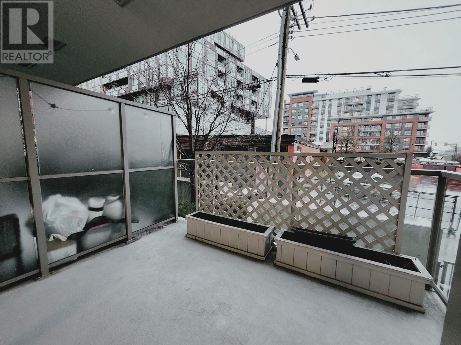 Listing Picture 15 of 21 : 372 250 E 6TH AVENUE, Vancouver / 溫哥華 - 魯藝地產 Yvonne Lu Group - MLS Medallion Club Member