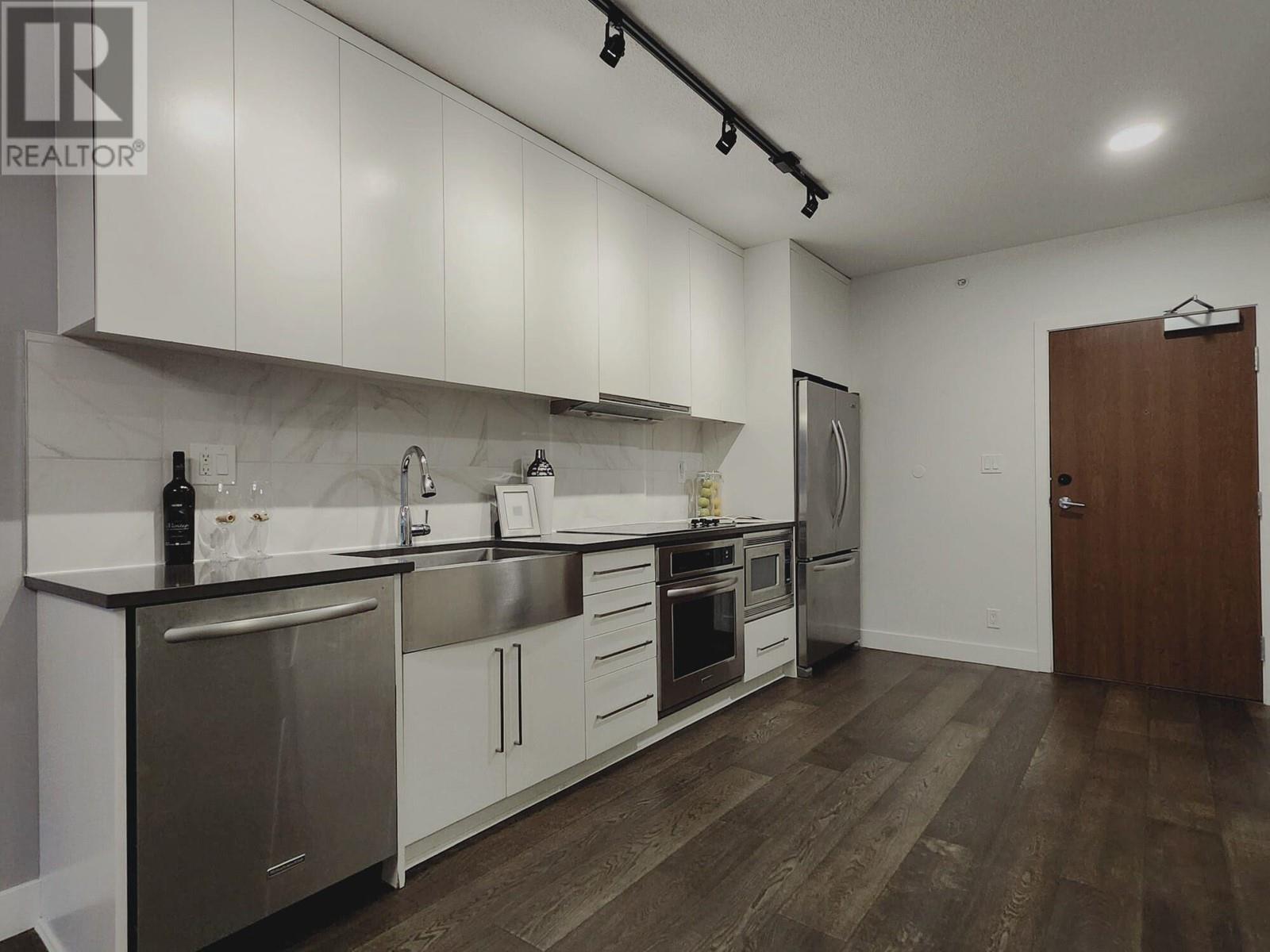 Listing Picture 8 of 21 : 372 250 E 6TH AVENUE, Vancouver / 溫哥華 - 魯藝地產 Yvonne Lu Group - MLS Medallion Club Member