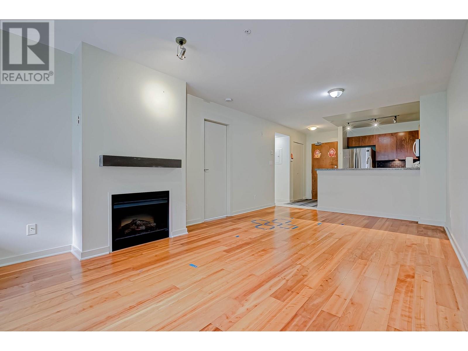 Listing Picture 6 of 26 : 122 8120 JONES ROAD, Richmond / 烈治文 - 魯藝地產 Yvonne Lu Group - MLS Medallion Club Member