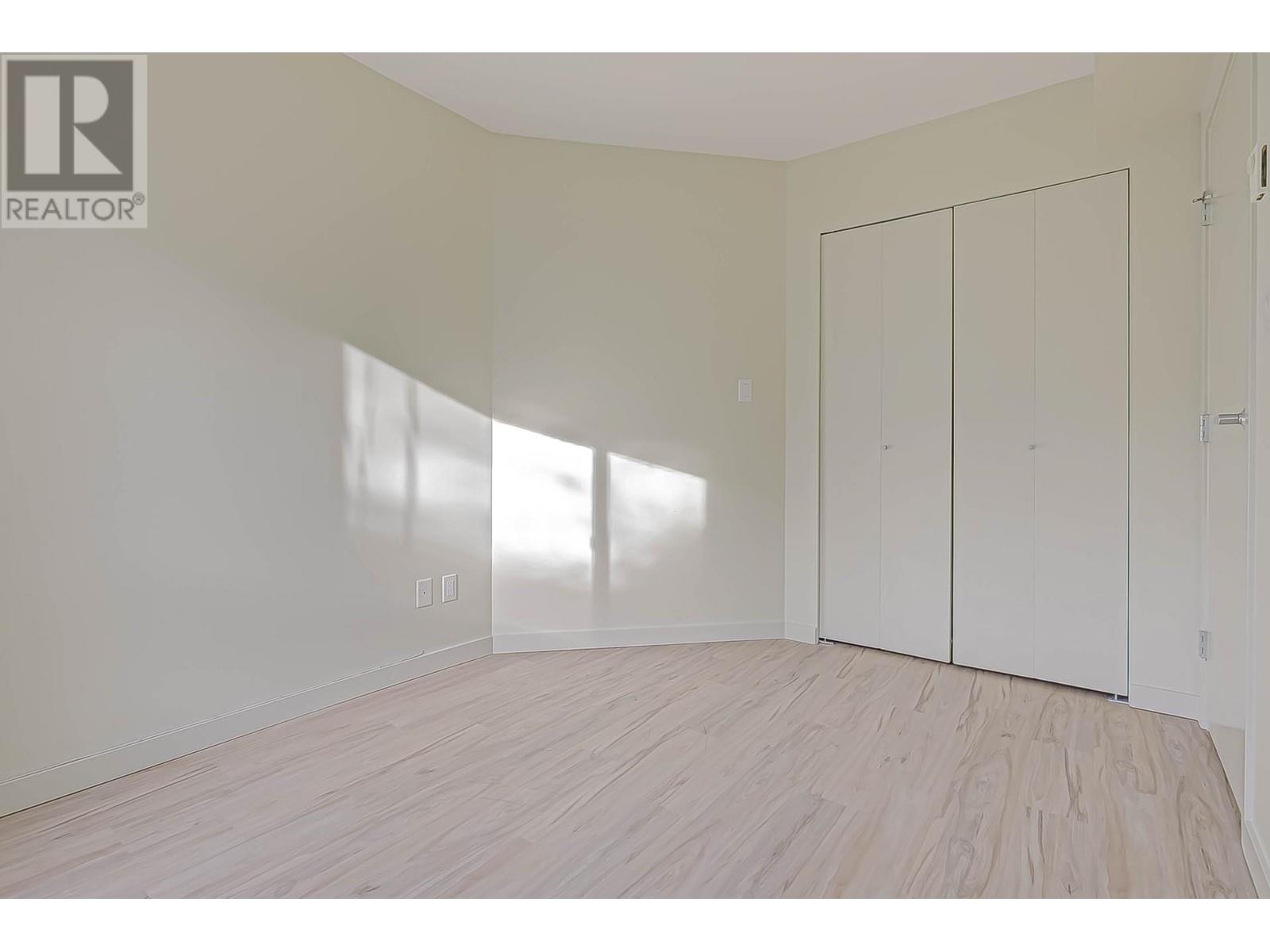 Listing Picture 16 of 26 : 122 8120 JONES ROAD, Richmond / 烈治文 - 魯藝地產 Yvonne Lu Group - MLS Medallion Club Member