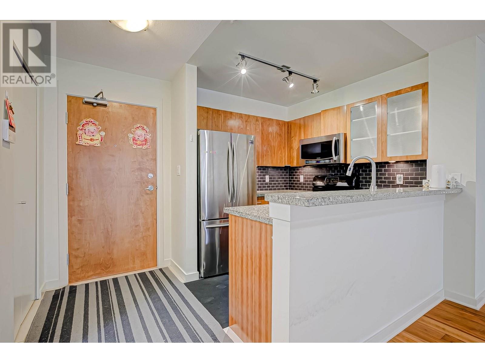 Listing Picture 11 of 26 : 122 8120 JONES ROAD, Richmond / 烈治文 - 魯藝地產 Yvonne Lu Group - MLS Medallion Club Member