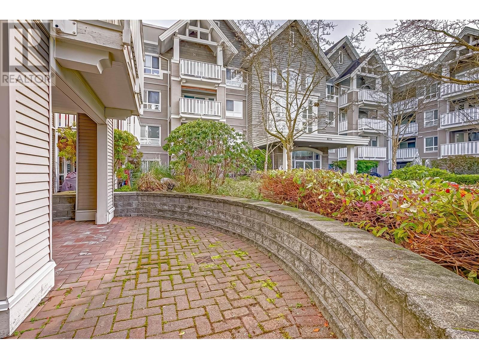 Listing Picture 23 of 26 : 122 8120 JONES ROAD, Richmond / 烈治文 - 魯藝地產 Yvonne Lu Group - MLS Medallion Club Member
