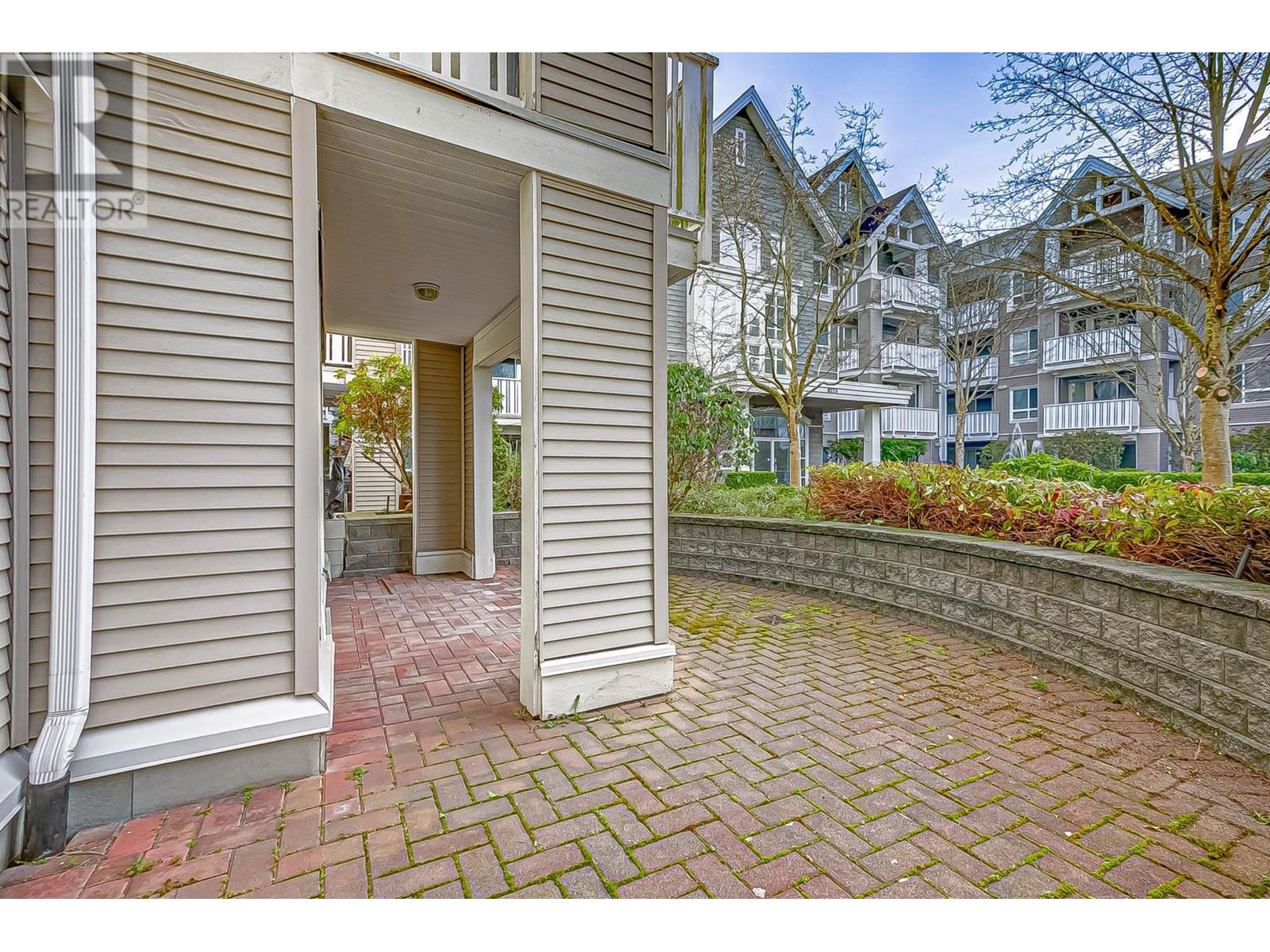Listing Picture 22 of 26 : 122 8120 JONES ROAD, Richmond / 烈治文 - 魯藝地產 Yvonne Lu Group - MLS Medallion Club Member
