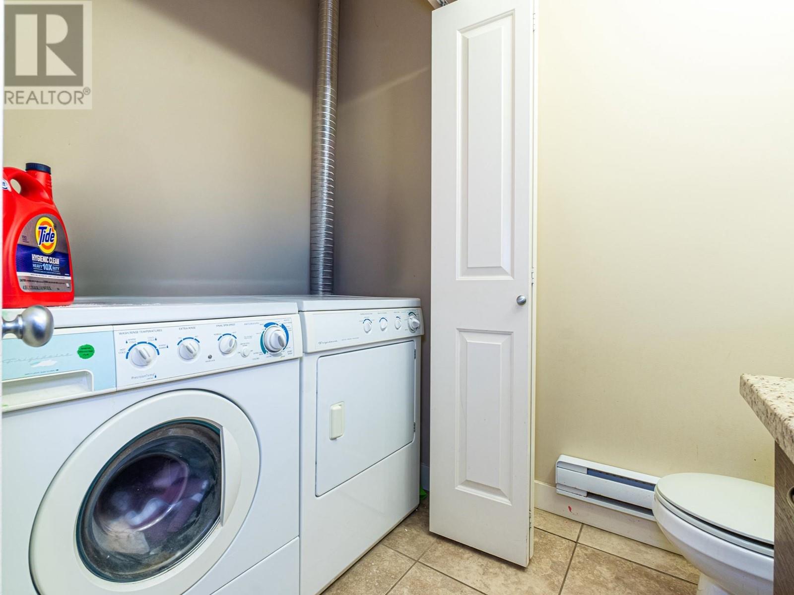 Listing Picture 14 of 15 : 15 5580 MONCTON STREET, Richmond / 烈治文 - 魯藝地產 Yvonne Lu Group - MLS Medallion Club Member