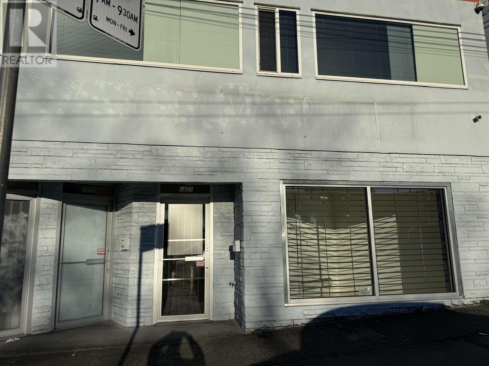 1921 KINGSWAY, vancouver, British Columbia