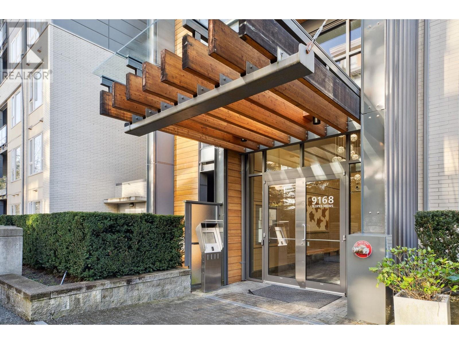 311 9168 Slopes Mews, Burnaby, British Columbia  V5A 0E4 - Photo 3 - R2958443