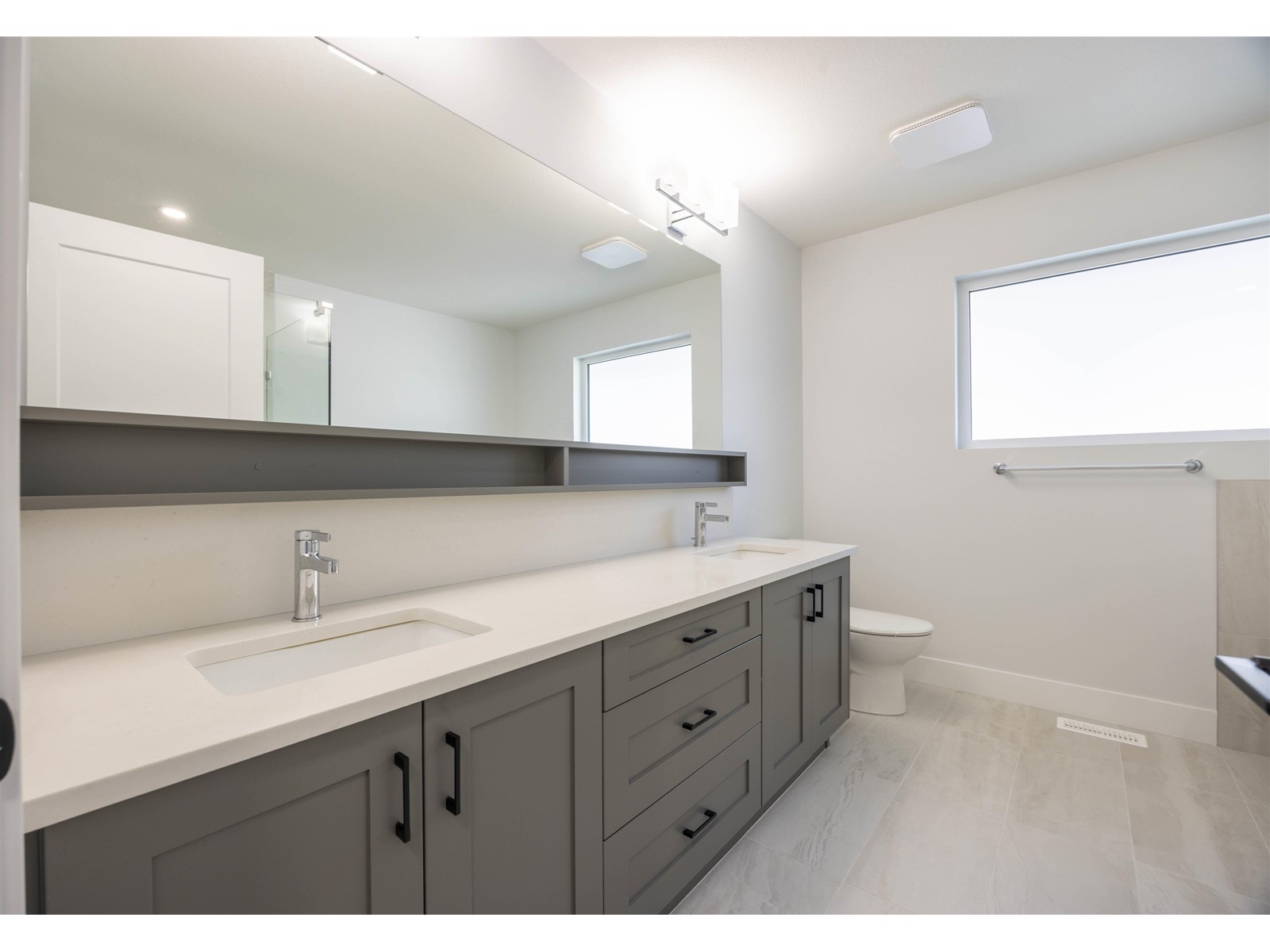 20493 76a Avenue, Langley, British Columbia  V2Y 3T1 - Photo 14 - R2958513