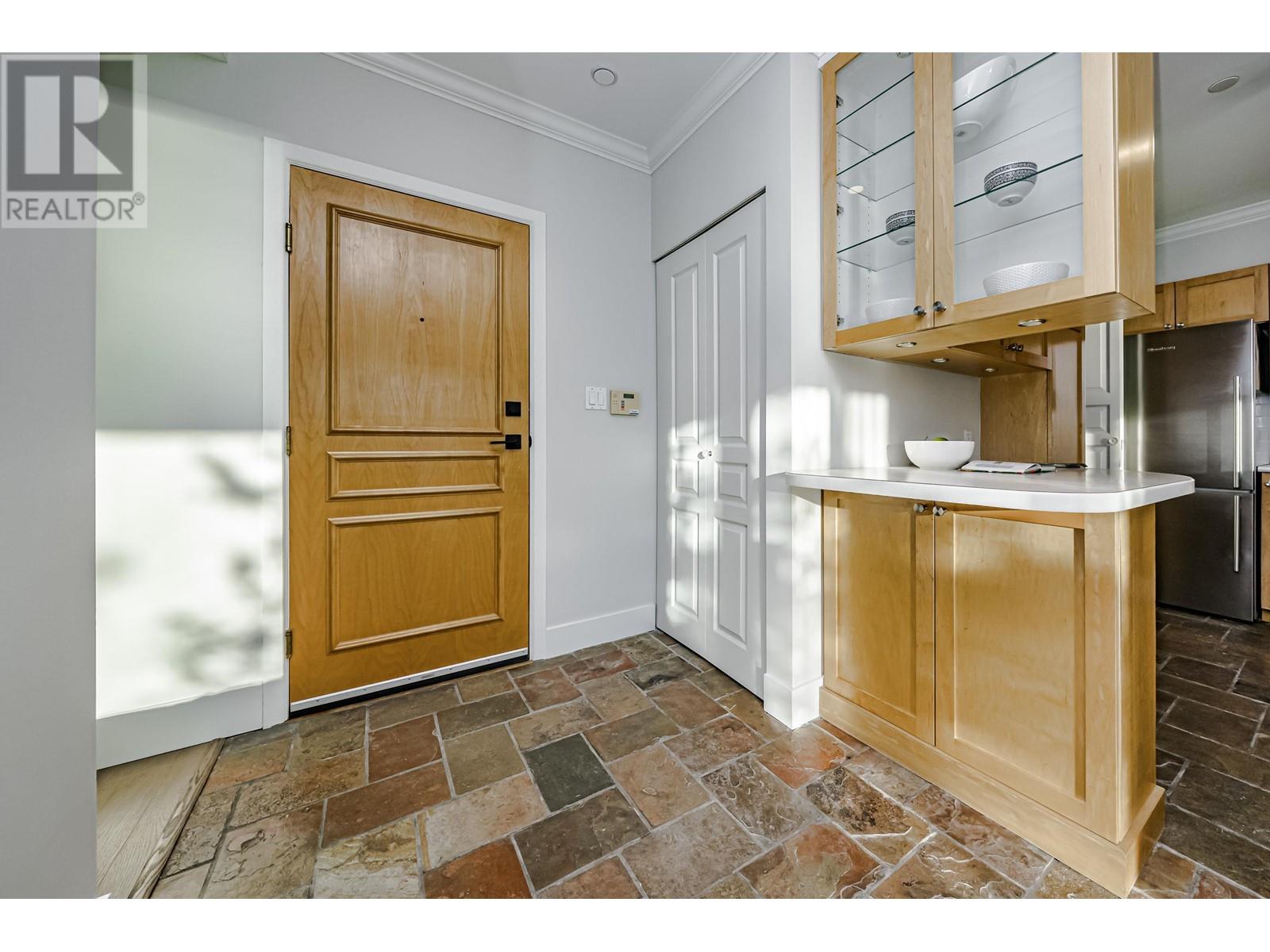 106 1920 Se Kent Avenue South Avenue, Vancouver, British Columbia  V5P 2S7 - Photo 8 - R2958988