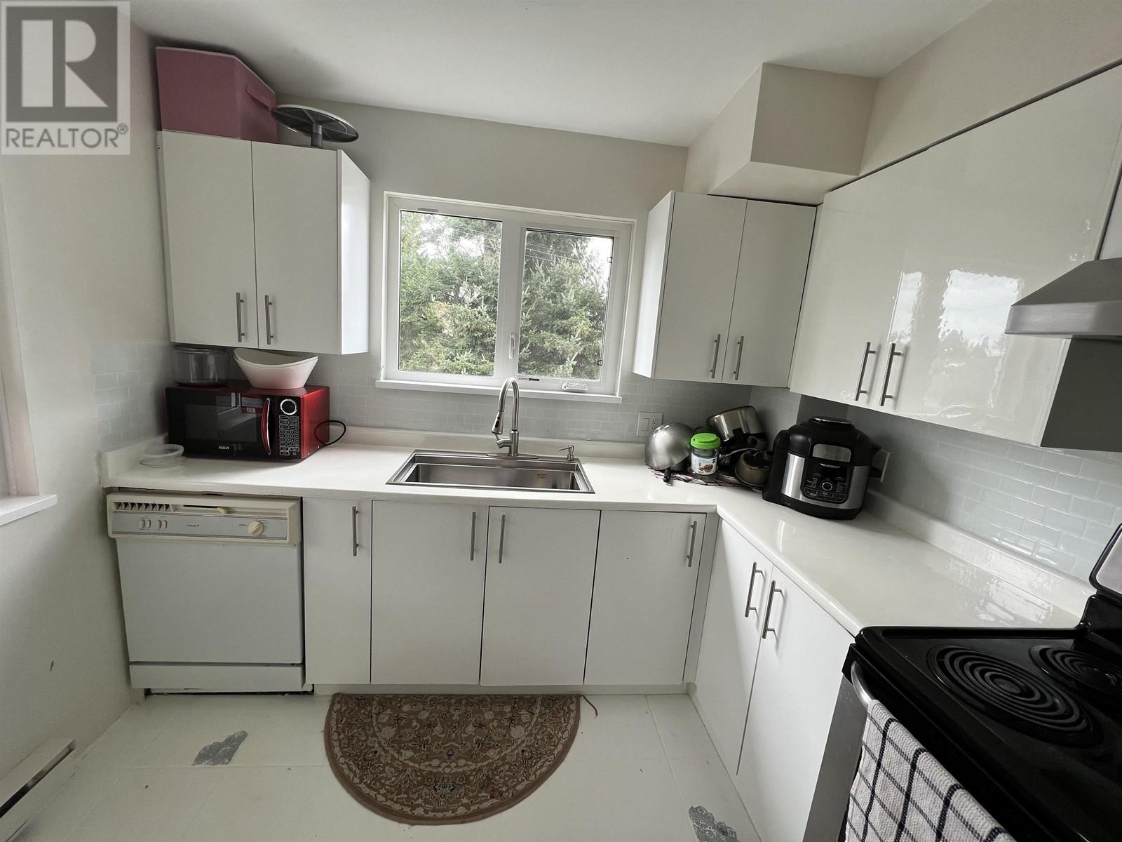 309 2388 Kingsway, Vancouver, British Columbia  V5R 5G9 - Photo 12 - R2951197