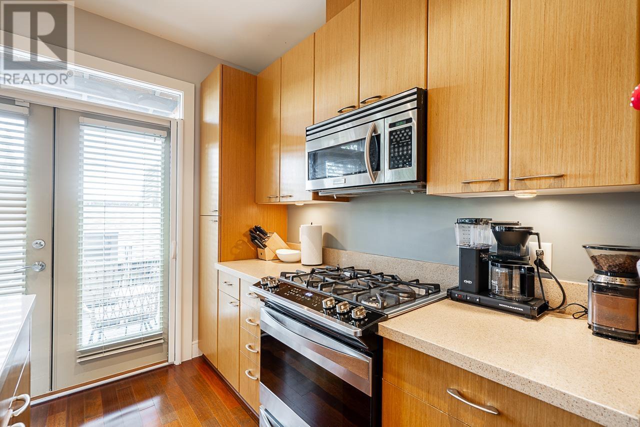 261 W 5th Street, North Vancouver, British Columbia  V7M 1J9 - Photo 13 - R2942107