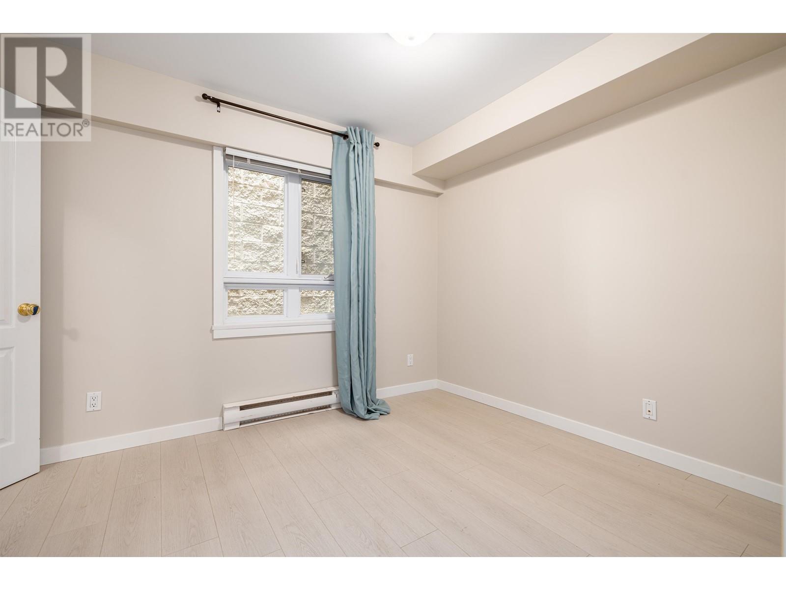 Listing Picture 6 of 19 : 104 3788 W 10TH AVENUE, Vancouver / 溫哥華 - 魯藝地產 Yvonne Lu Group - MLS Medallion Club Member