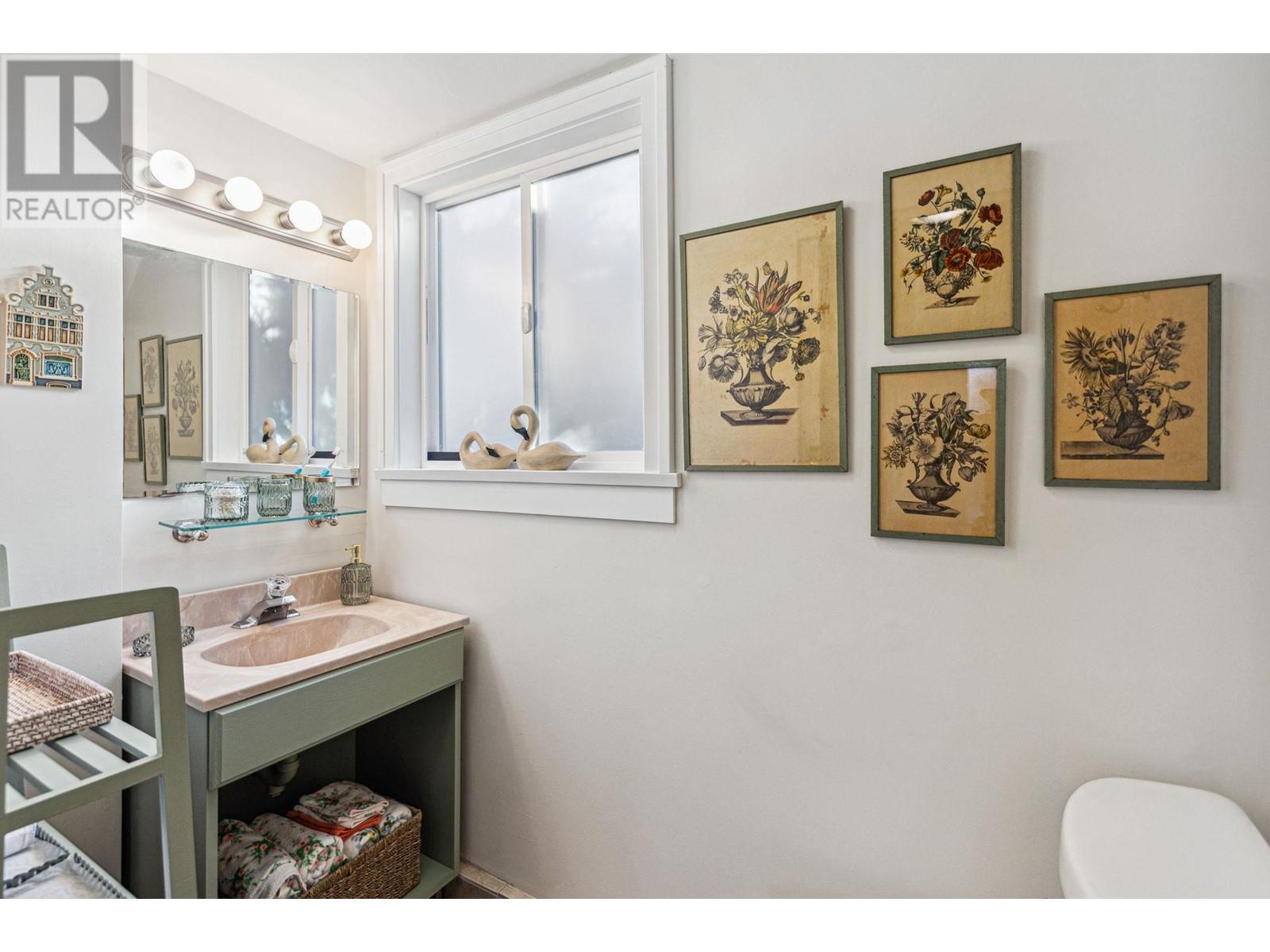 Listing Picture 9 of 40 : 4900 MARIPOSA COURT, Richmond / 烈治文 - 魯藝地產 Yvonne Lu Group - MLS Medallion Club Member