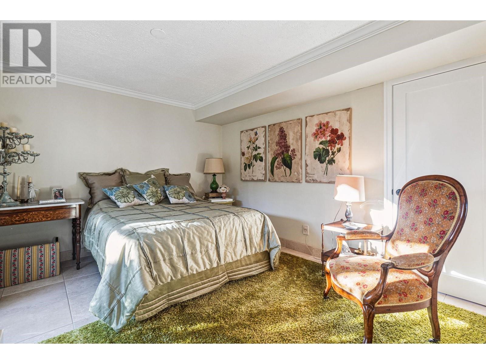 Listing Picture 6 of 40 : 4900 MARIPOSA COURT, Richmond / 烈治文 - 魯藝地產 Yvonne Lu Group - MLS Medallion Club Member