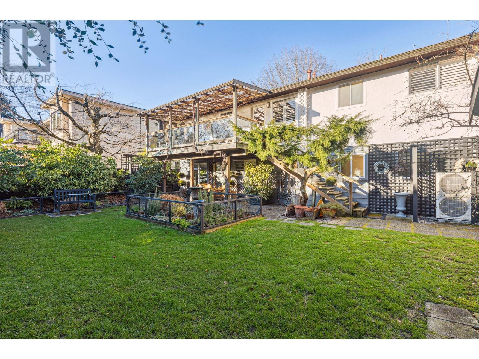 Listing Picture 34 of 40 : 4900 MARIPOSA COURT, Richmond / 烈治文 - 魯藝地產 Yvonne Lu Group - MLS Medallion Club Member