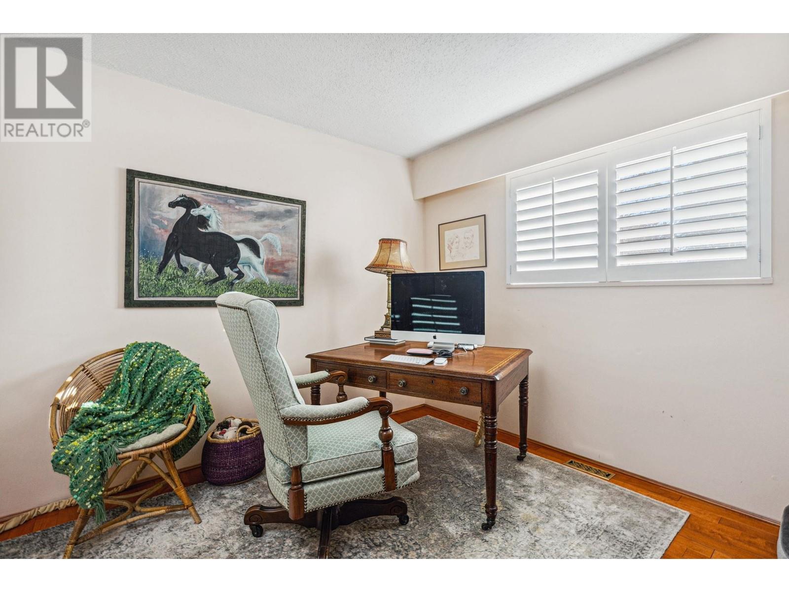 Listing Picture 28 of 40 : 4900 MARIPOSA COURT, Richmond / 烈治文 - 魯藝地產 Yvonne Lu Group - MLS Medallion Club Member