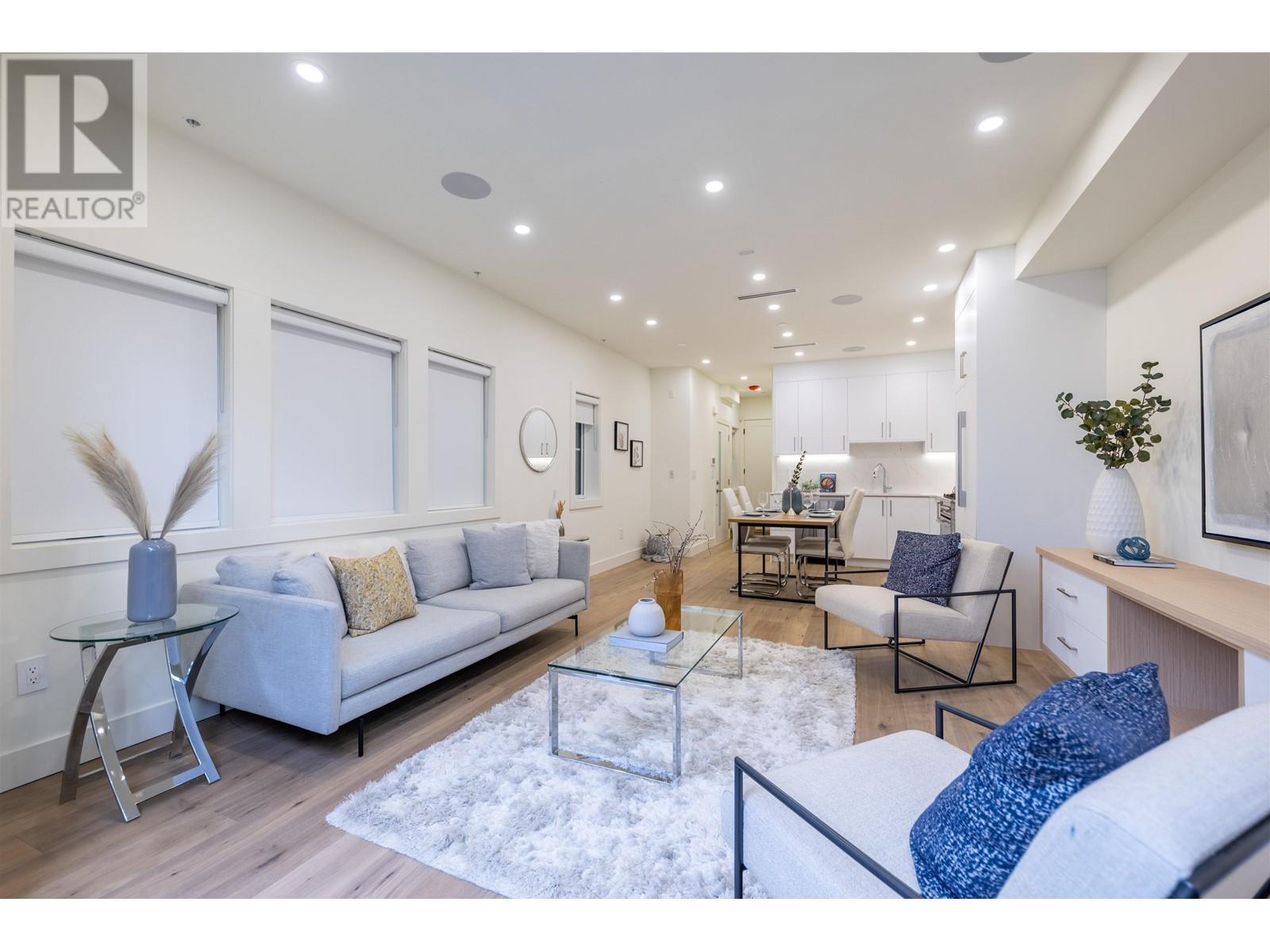 1125 E 15th Avenue, Vancouver, British Columbia  V5T 2S7 - Photo 2 - R2949712