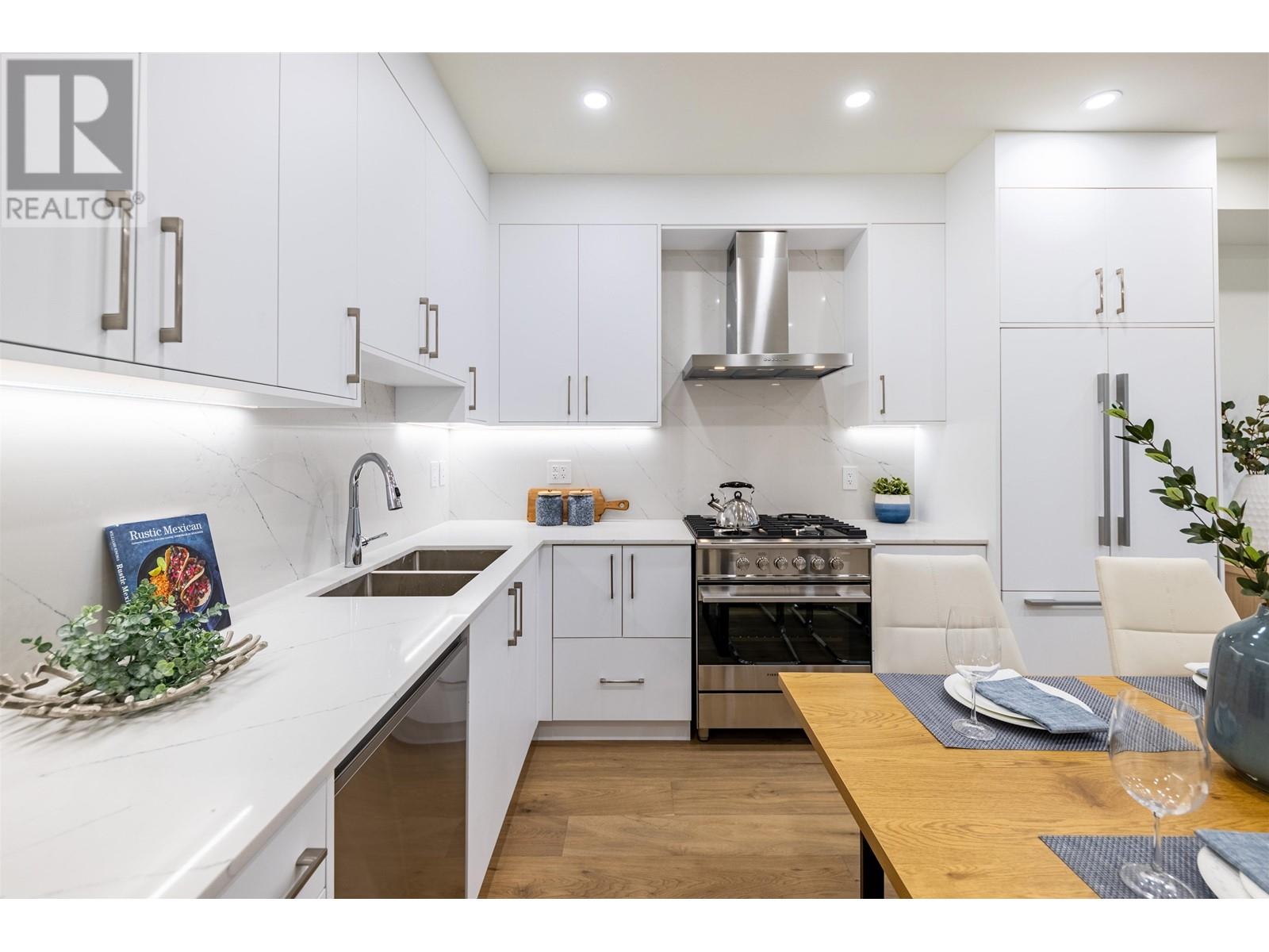 1125 E 15th Avenue, Vancouver, British Columbia  V5T 2S7 - Photo 4 - R2949712