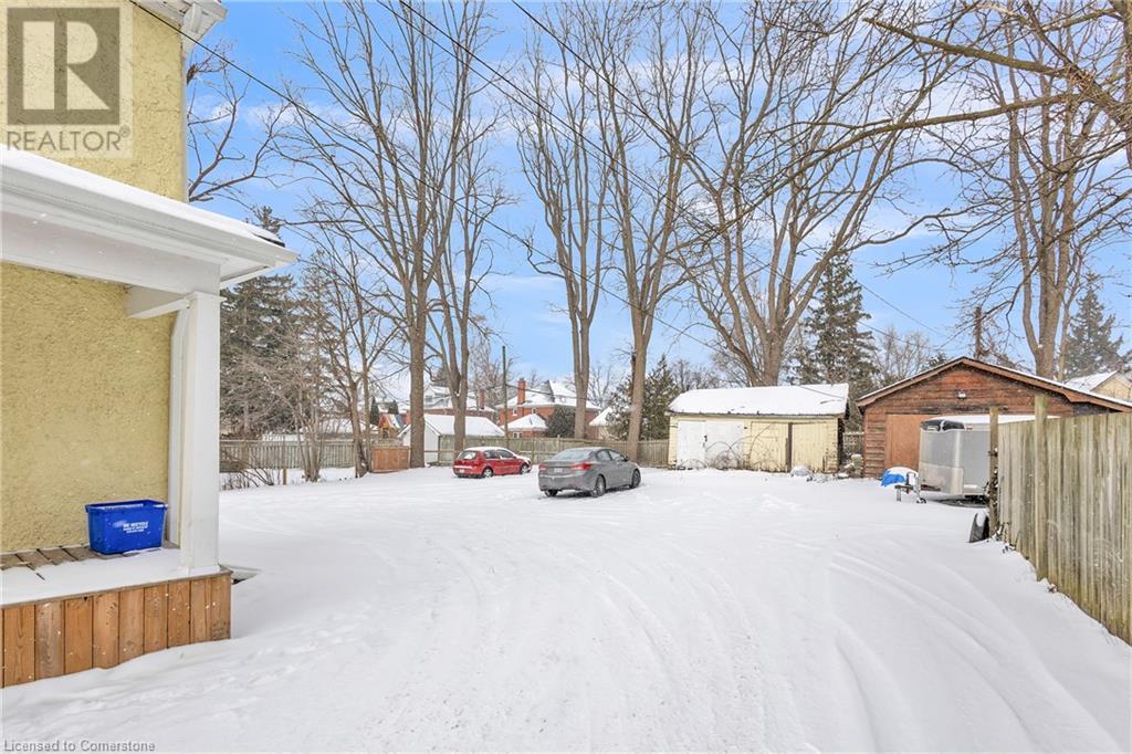 Property at 228 MAIN Street image 4