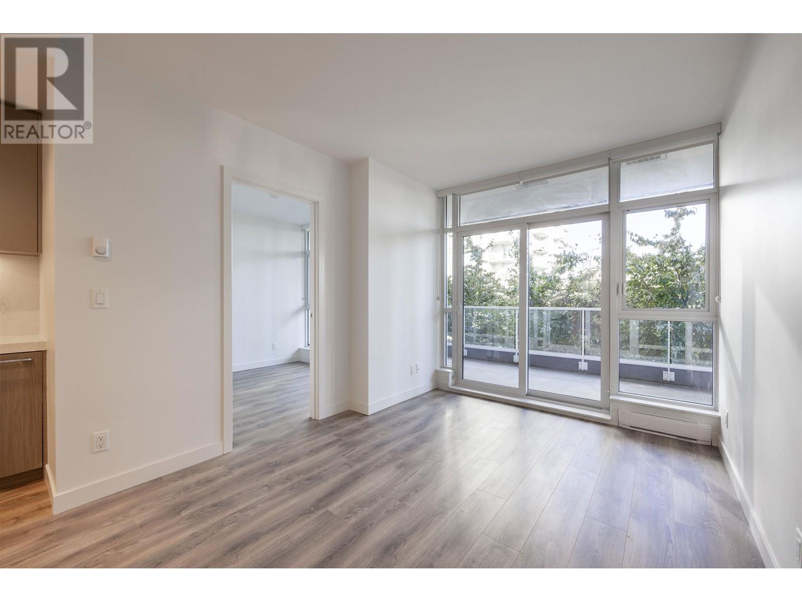 Listing Picture 11 of 33 : 508 6080 MCKAY AVENUE, Burnaby / 本拿比 - 魯藝地產 Yvonne Lu Group - MLS Medallion Club Member