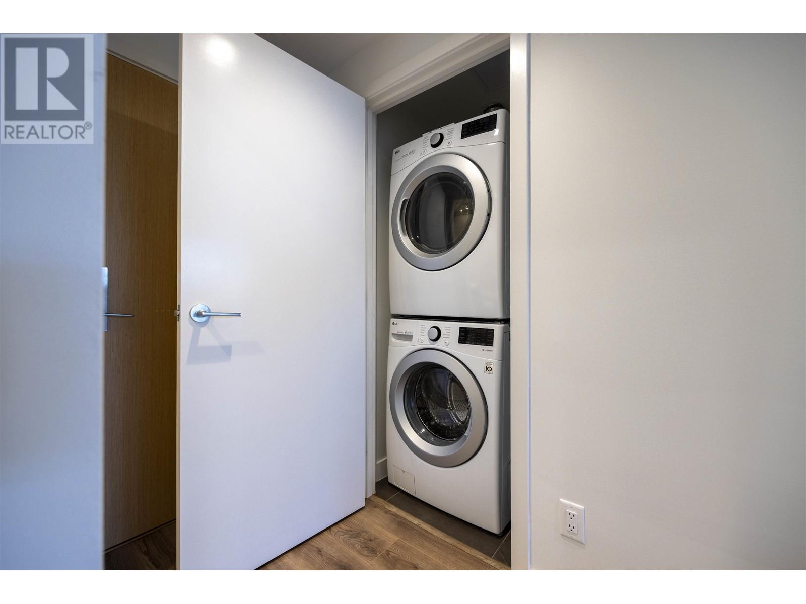 Listing Picture 3 of 33 : 508 6080 MCKAY AVENUE, Burnaby / 本拿比 - 魯藝地產 Yvonne Lu Group - MLS Medallion Club Member