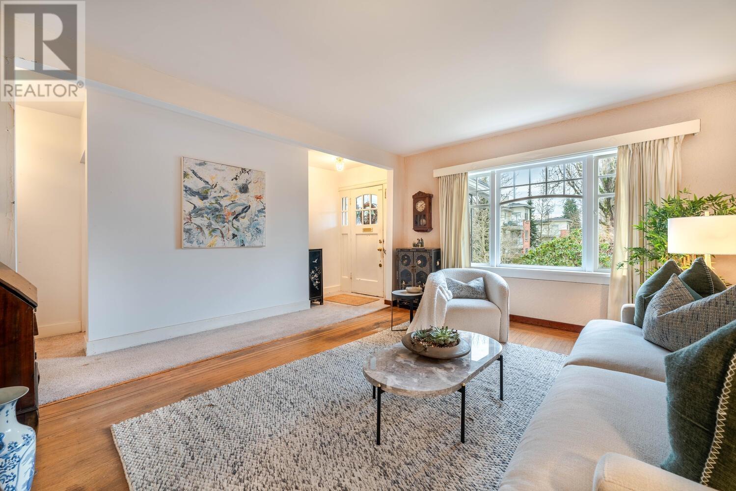 Property at 372 E 37TH AVENUE image 3