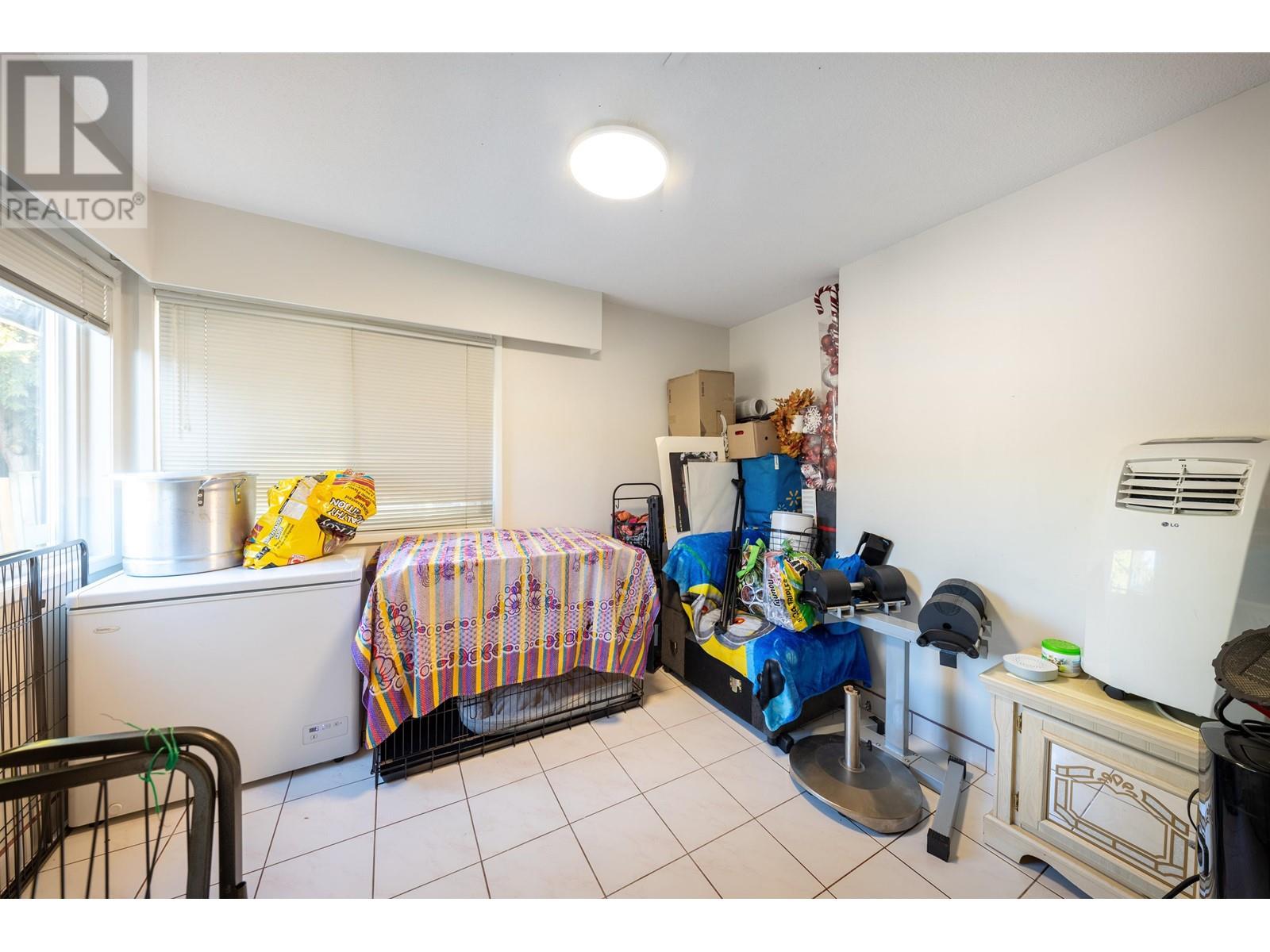 830 Irvine Street, Coquitlam, British Columbia  V3C 4C2 - Photo 19 - R2958910