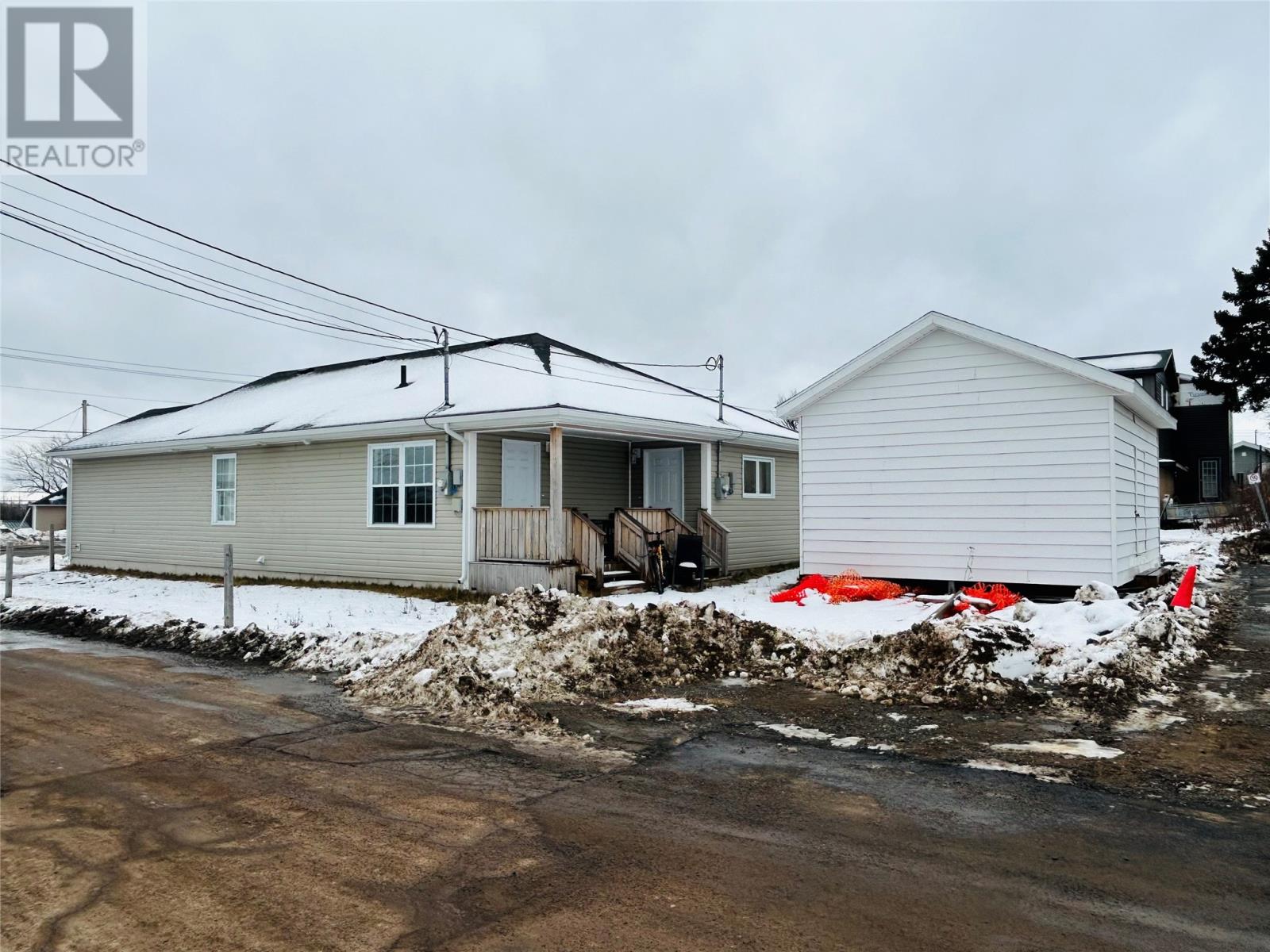 5 & 5a King Street, Grand Falls-Windsor, Newfoundland & Labrador  A2B 1K3 - Photo 3 - 1281067