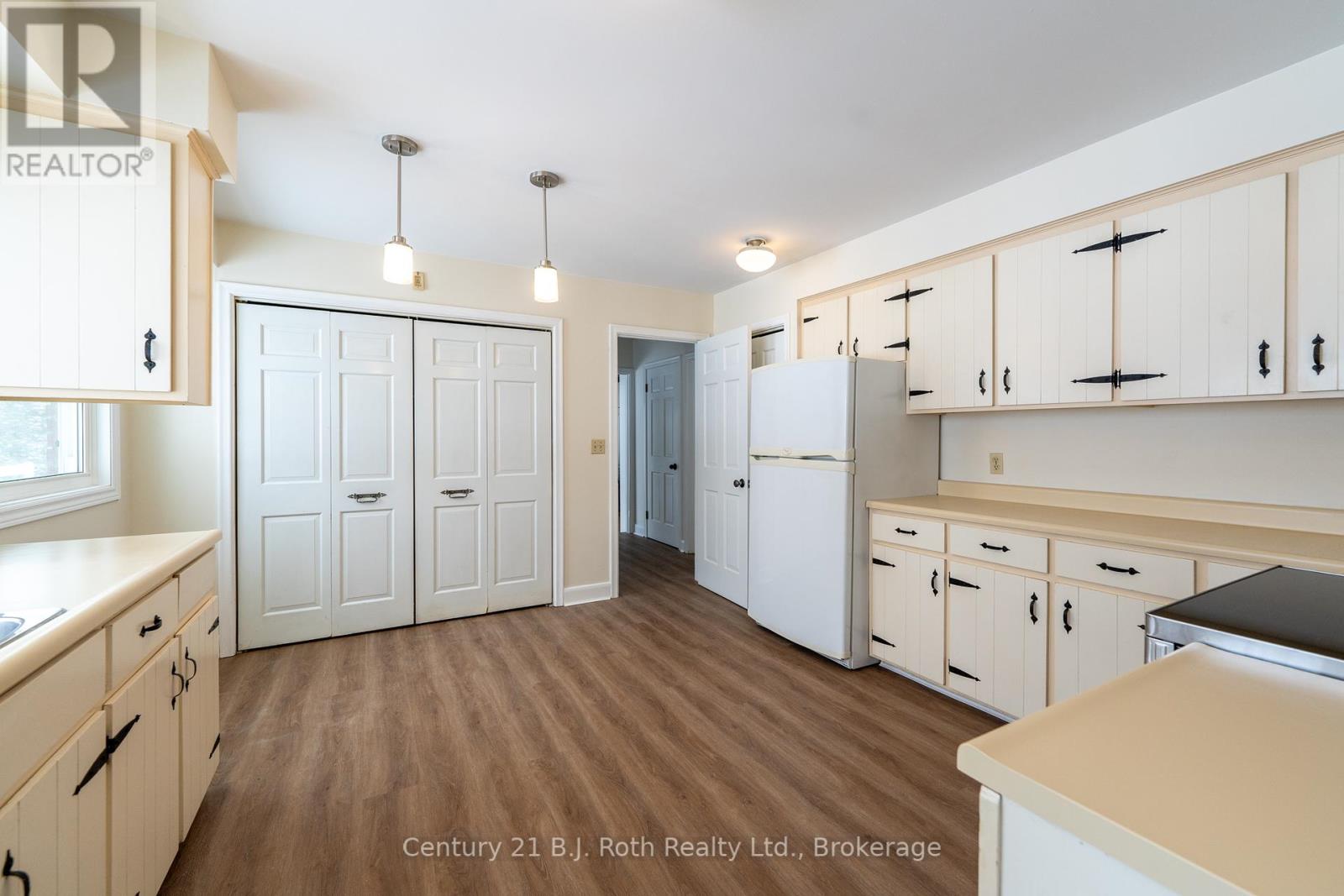 330 Bay Street, Orillia, Ontario  L3V 3X4 - Photo 14 - S11934994
