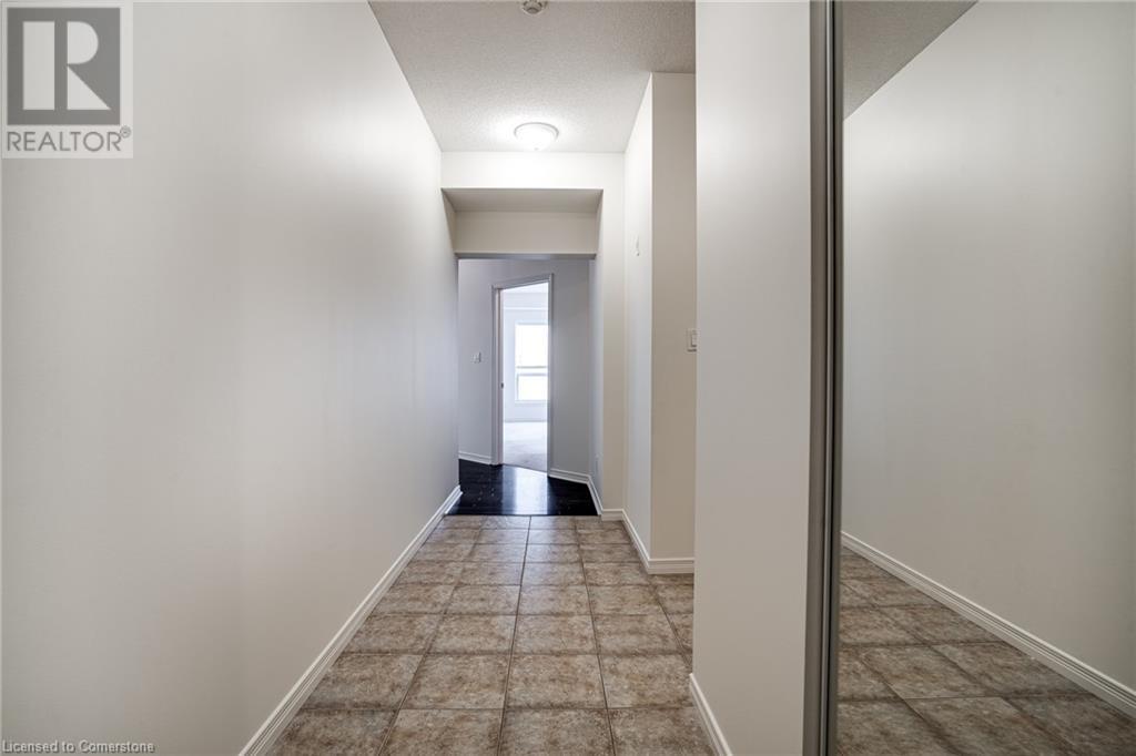 1000 Creekside Drive Unit# 605, Dundas, Ontario  L9H 7S6 - Photo 13 - 40692285