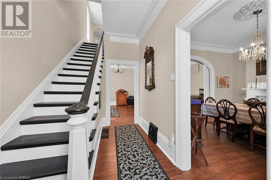 Property at 40 LOCKE Street S image 3