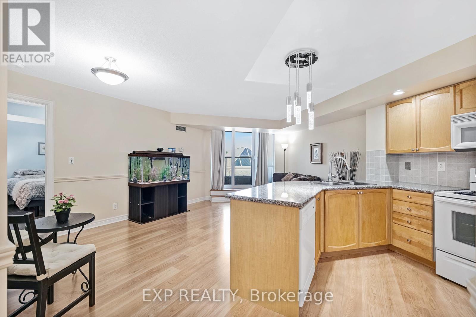 334 - 33 Cox Boulevard, Markham, Ontario  L3R 8A6 - Photo 4 - N11935041