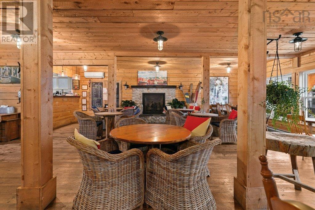 43 Queen Street, Chester, Nova Scotia  B0J 1J0 - Photo 4 - 202501376